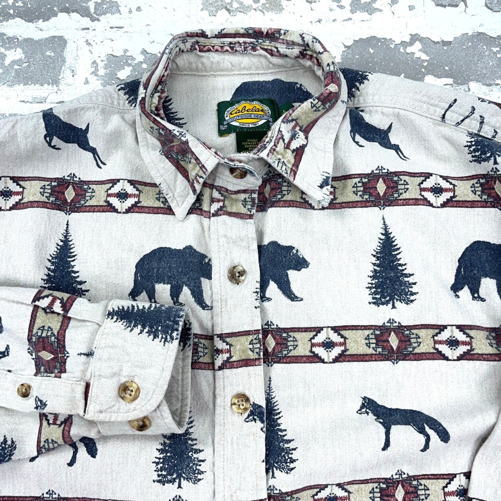 Vintage VINTAGE Cabela's Button-Up Shirt Women Large Geometric Flannel White Casual Mens Size L / US 10 / IT 46 - 2 Thumbnail