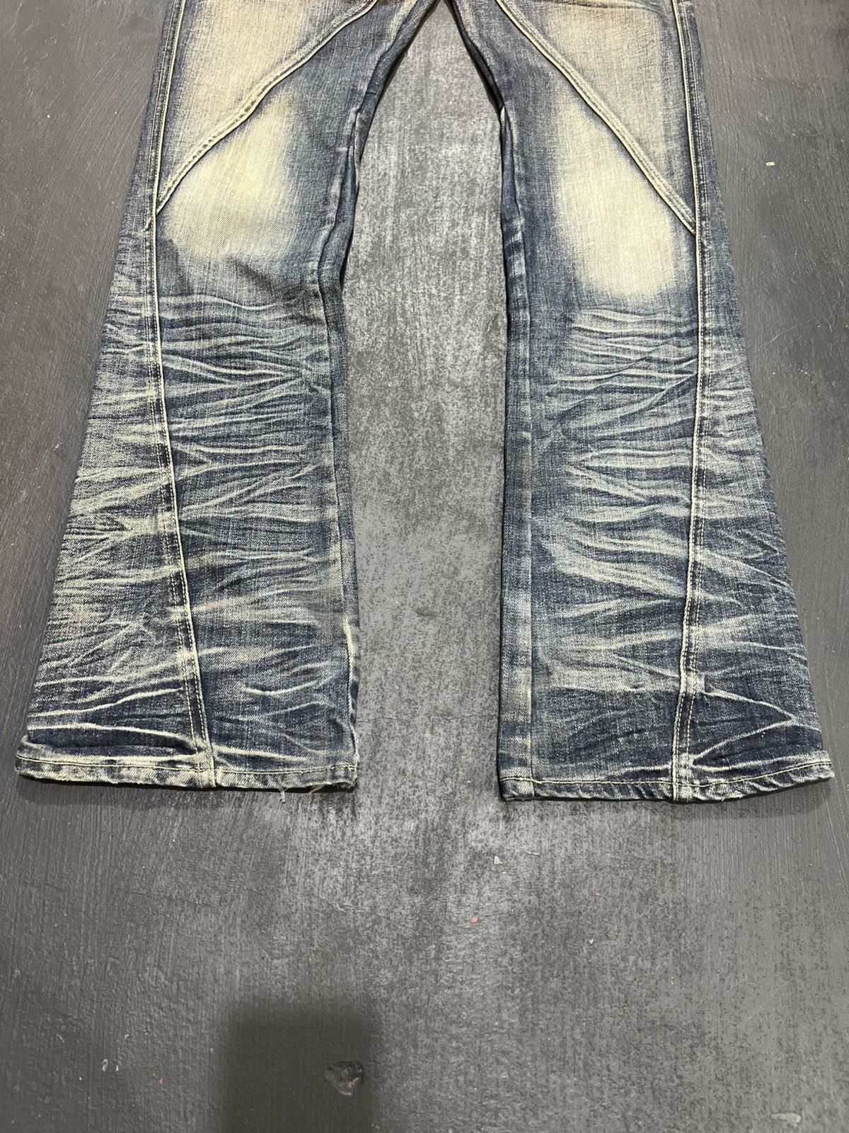 Michel Klein Michel Klein Flare Style Jeans Size US 30 / EU 46 - 3 Thumbnail