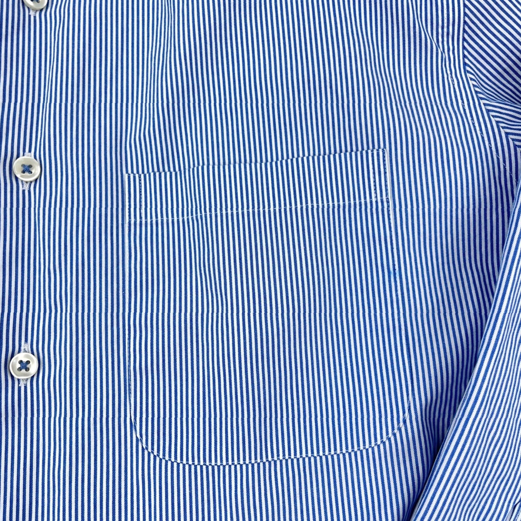 Charles Tyrwhitt Charles Tyrwhitt Shirt Men 16.5 33 Slim Button-Up Stripe Blue Cotton Woven Classic Casual / Dress Shirt Mens Size 46R - 4 Thumbnail