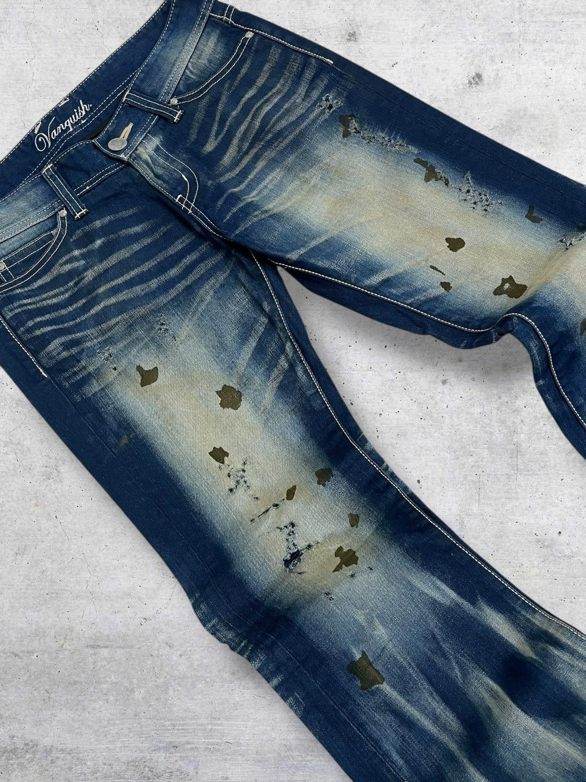 Vanquish VINTAGE MUDWASH FLARED JAPAN DESIGNER VANQUISH GOLD DENIM OG Size US 31 - 4 Thumbnail
