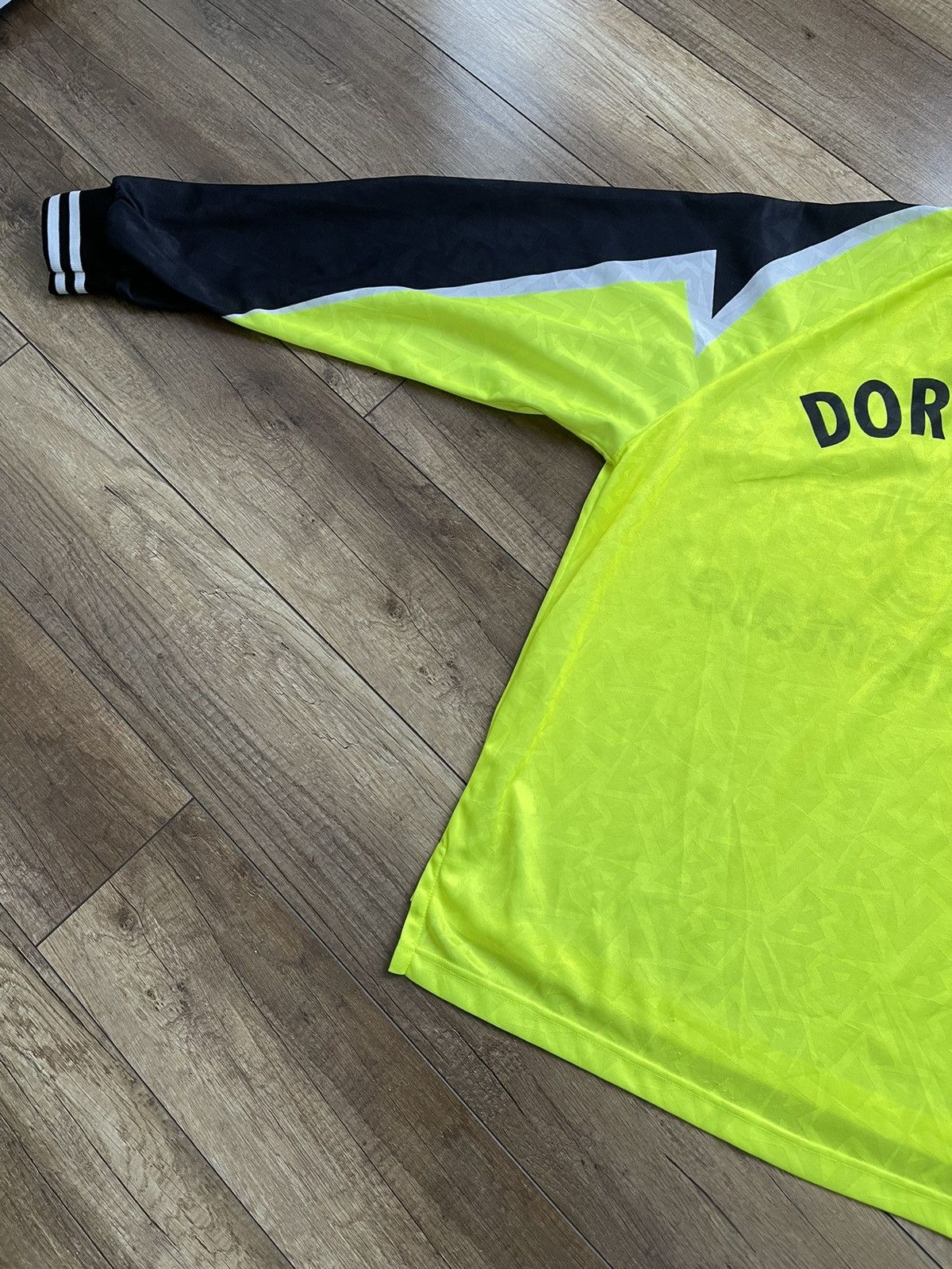 Nike 1995/1996 Nike Borussia Dortmund Vintage Soccer Jersey Tee Size US XL / EU 56 / 4 - 11 Thumbnail