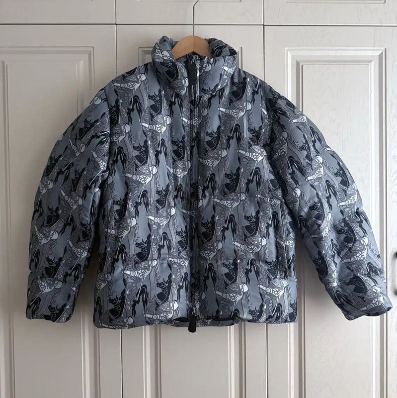 Burberry Burberry Black Puffer Jacket for Men Size US S / EU 44-46 / 1 - 1 Thumbnail