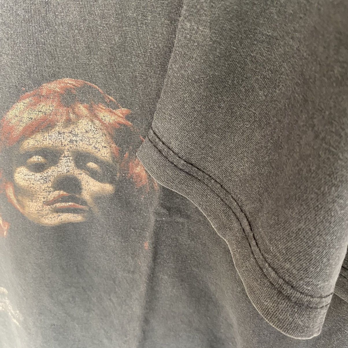 Band Tees Vintage 90s Queen Faded Tee Size US XL / EU 56 / 4 - 9 Thumbnail