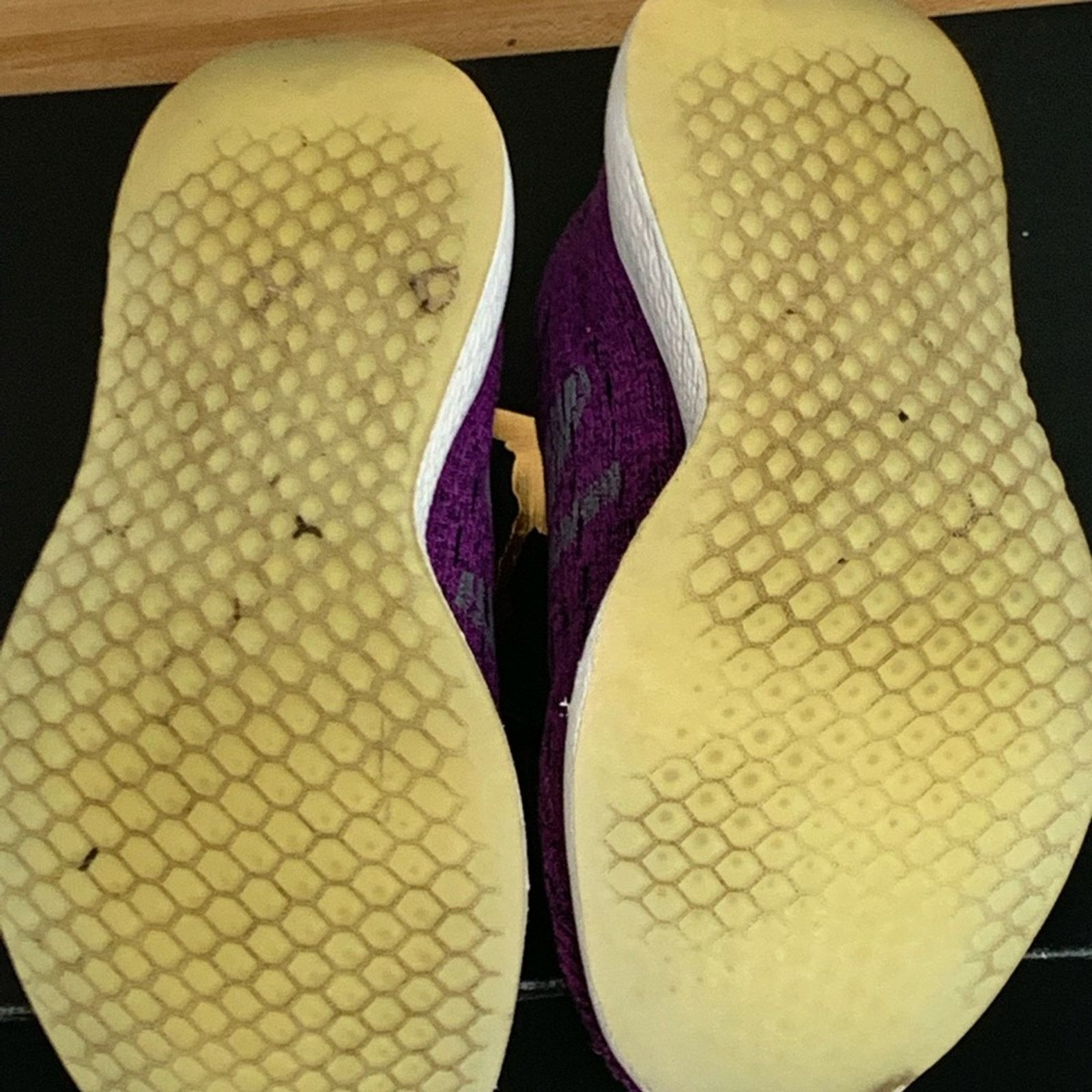 New Balance New Balance Fresh Foam PURPLE Girls Big Kid SZ 3.5Y Athletic Size US 5 / EU 37 - 5 Thumbnail