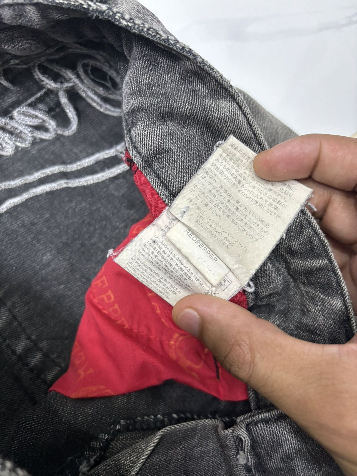 Ed Hardy RED PEPPER JEANS DISTRESS SMOKE BLACK JEANS Size 31" - 10 Thumbnail