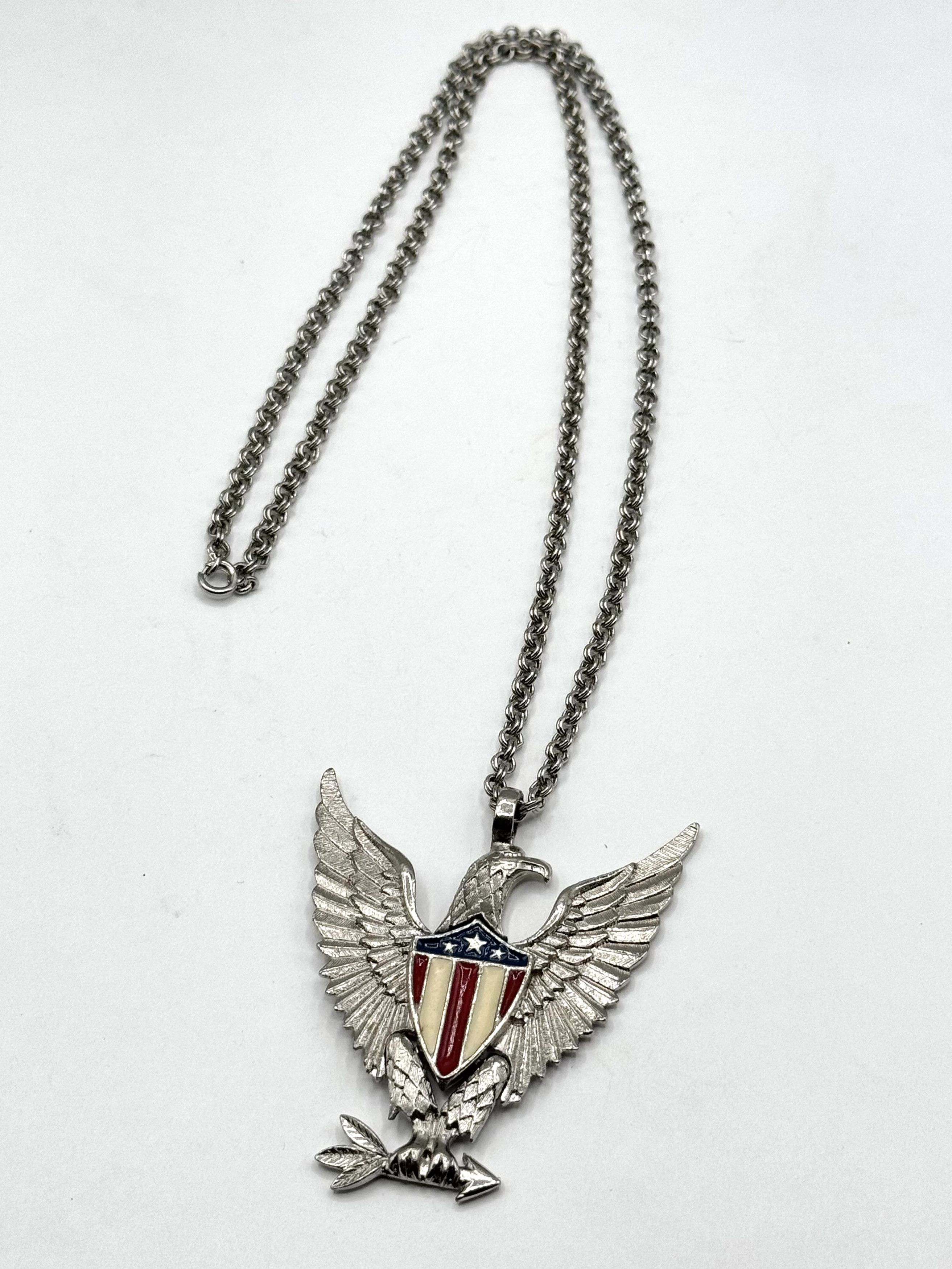 Vintage Vintage articulating American Eagle enamel pendant necklace Size ONE SIZE - 1 Thumbnail