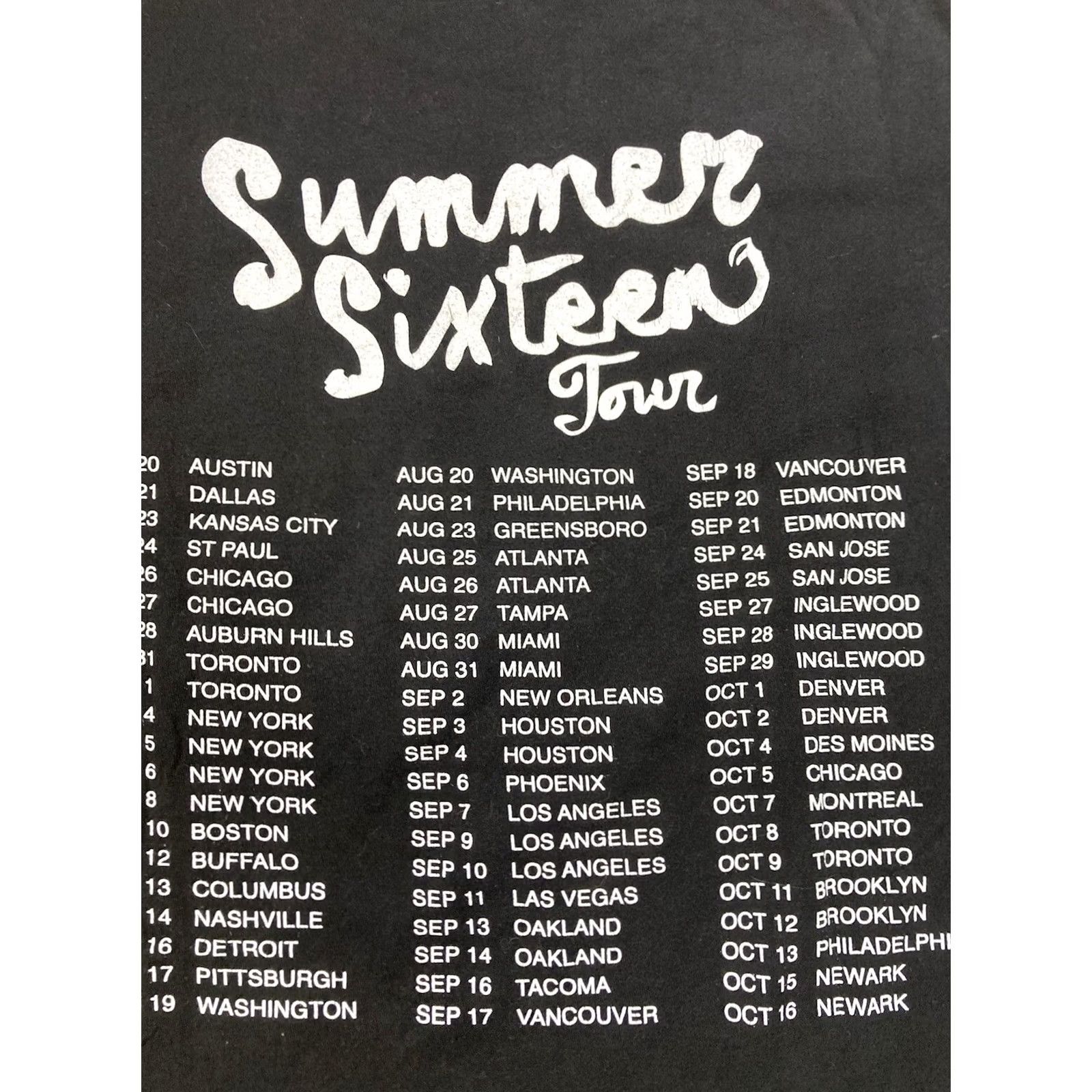 Vintage Future Summer Sixteen Tour Graphic T-shirt Women Medium Black Rap Music Size M / US 6-8 / IT 42-44 - 4 Thumbnail