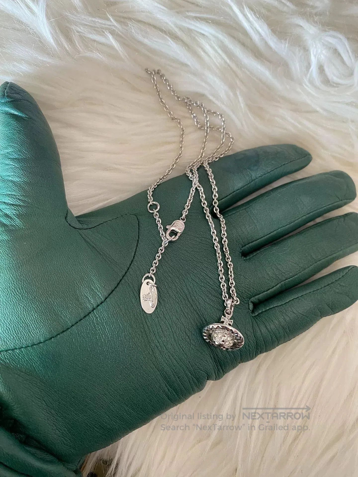 Vivienne Westwood Vivienne Westwood Small Silver Orb Necklace. Size ONE SIZE - 5 Thumbnail
