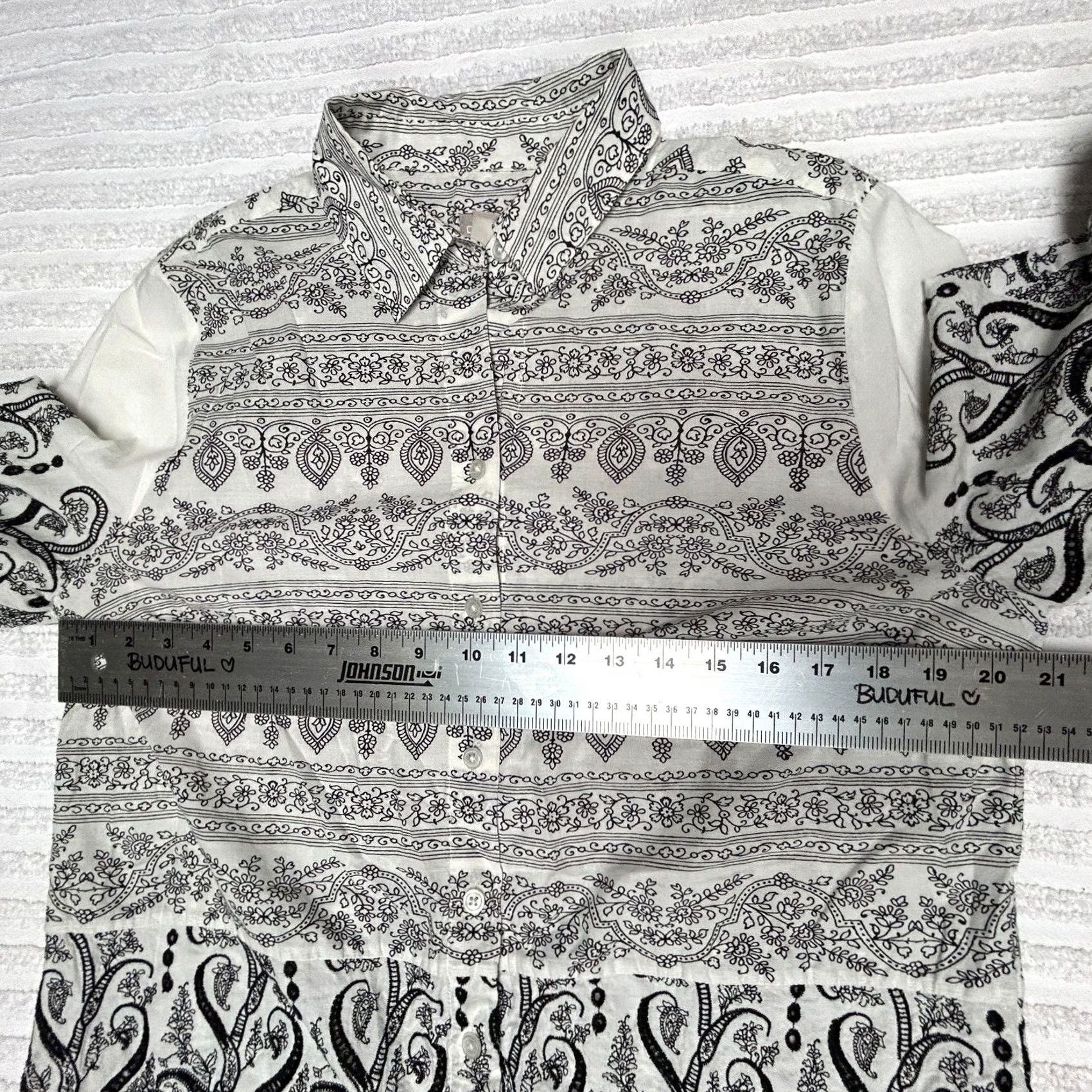 Vintage Chico's Womens White Black Paisley Eyelet Shirt 3/4 Sleeve Top Size 2P US 12/14P Size XS / US 0-2 / IT 36-38 - 5 Thumbnail