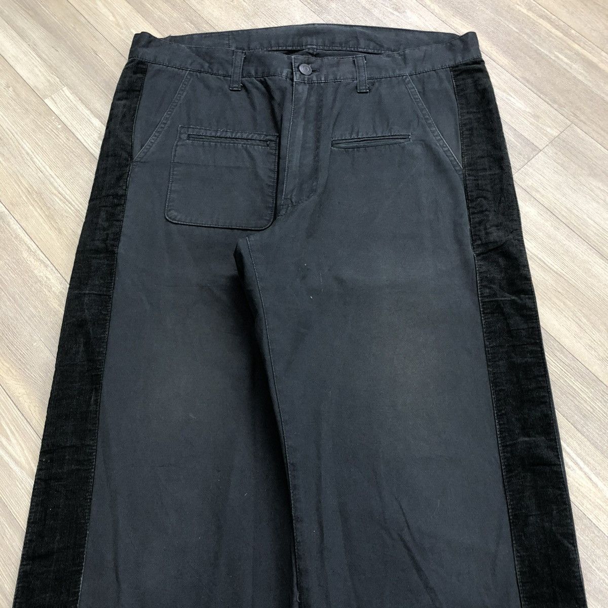 Japanese Brand × Neighborhood 🇯🇵 2000s Neighborhood Side Stripe Corduroy Wide Pants Faded Size US 30 / EU 46 - 4 Thumbnail
