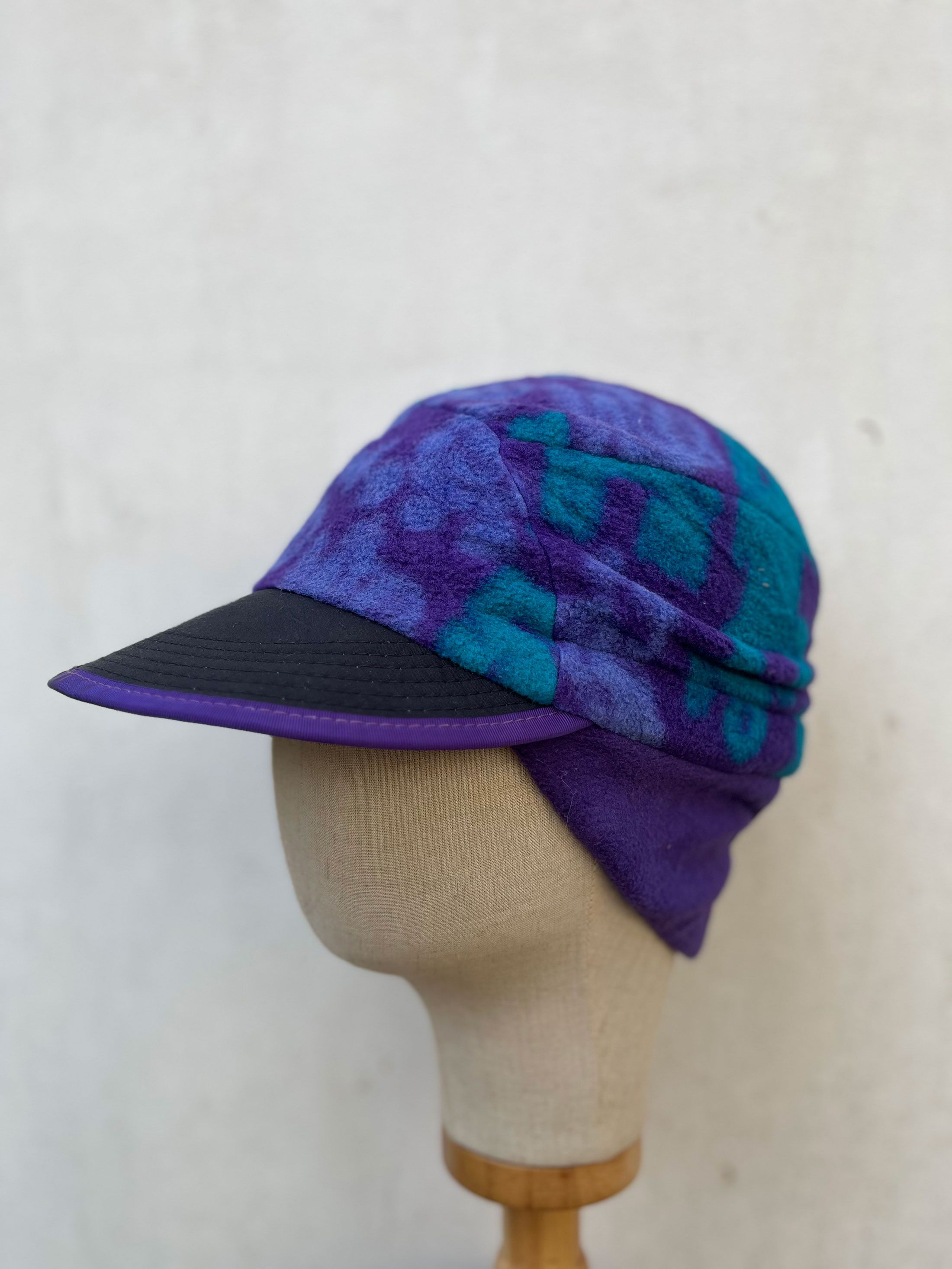Patagonia Vintage Patagonia Full Printed Panel Fleece Ear Flap Size ONE SIZE - 2 Thumbnail