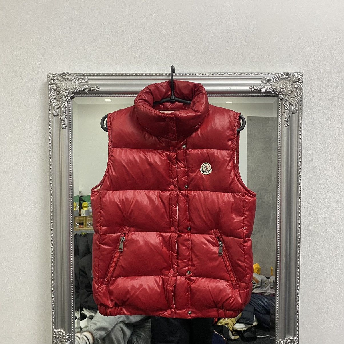 Moncler Moncler Vest Tib red vest Size S / US 4 / IT 40 - 1 Thumbnail