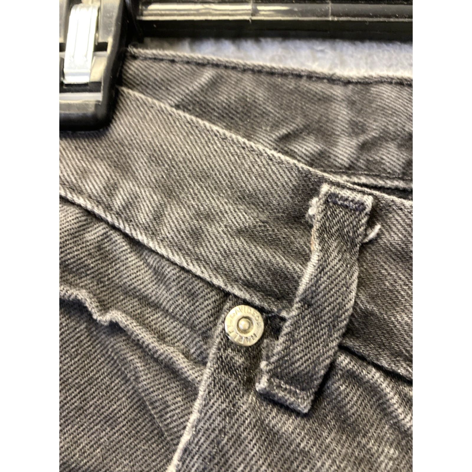 Harley Davidson VINTAGE Harley-Davidson Jeans Mens 34x34 Black Denim Straight Leg Jeans Mens Regular 34 Black Harley-Davidson Logo Biker USA 5-Pocket Denim Jeans Size US 34 / EU 50 - 5 Thumbnail