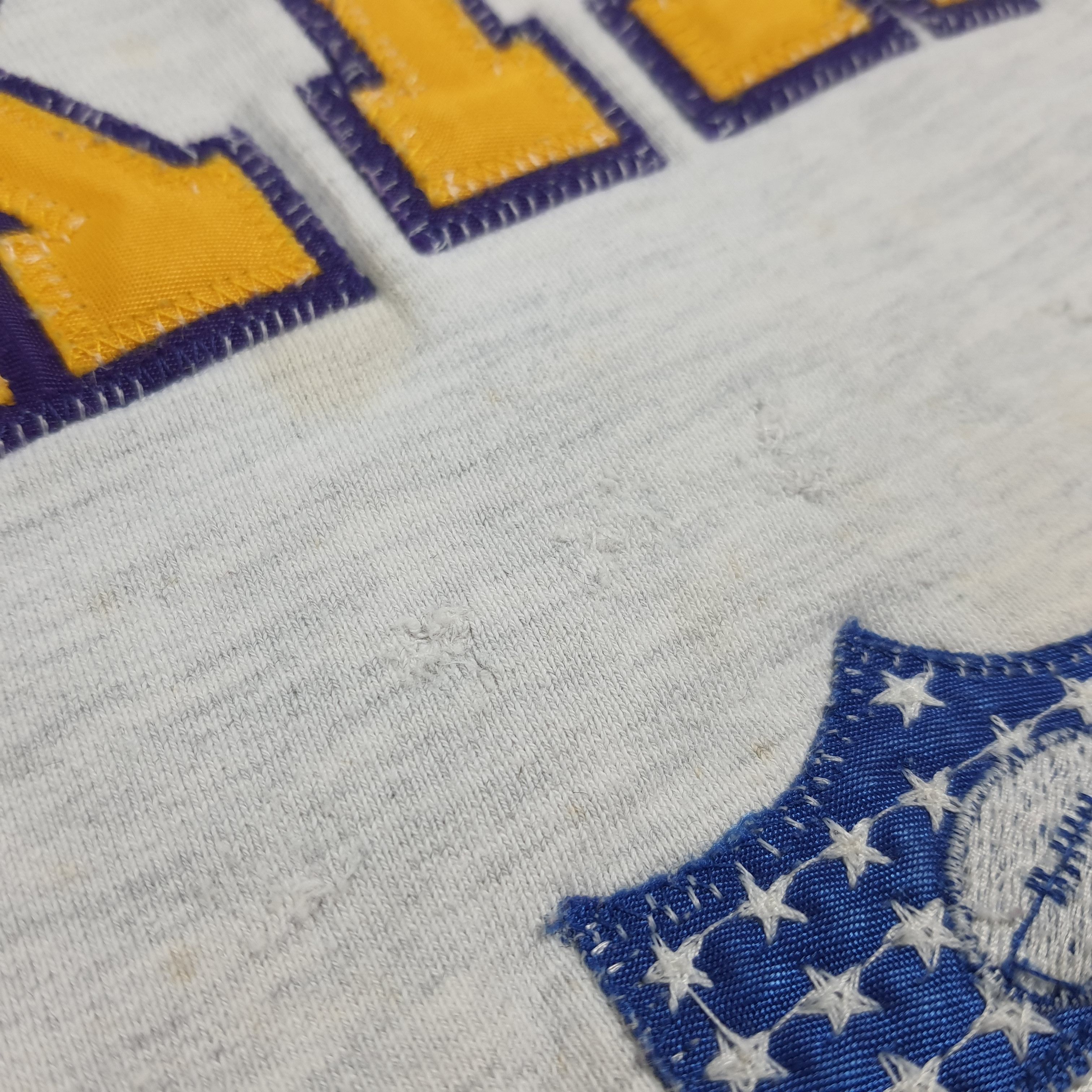 Russell Athletic Vintage 90s NFL Russell Minnesota Vikings Sweatshirt C286N2 Size US XL / EU 56 / 4 - 12 Thumbnail