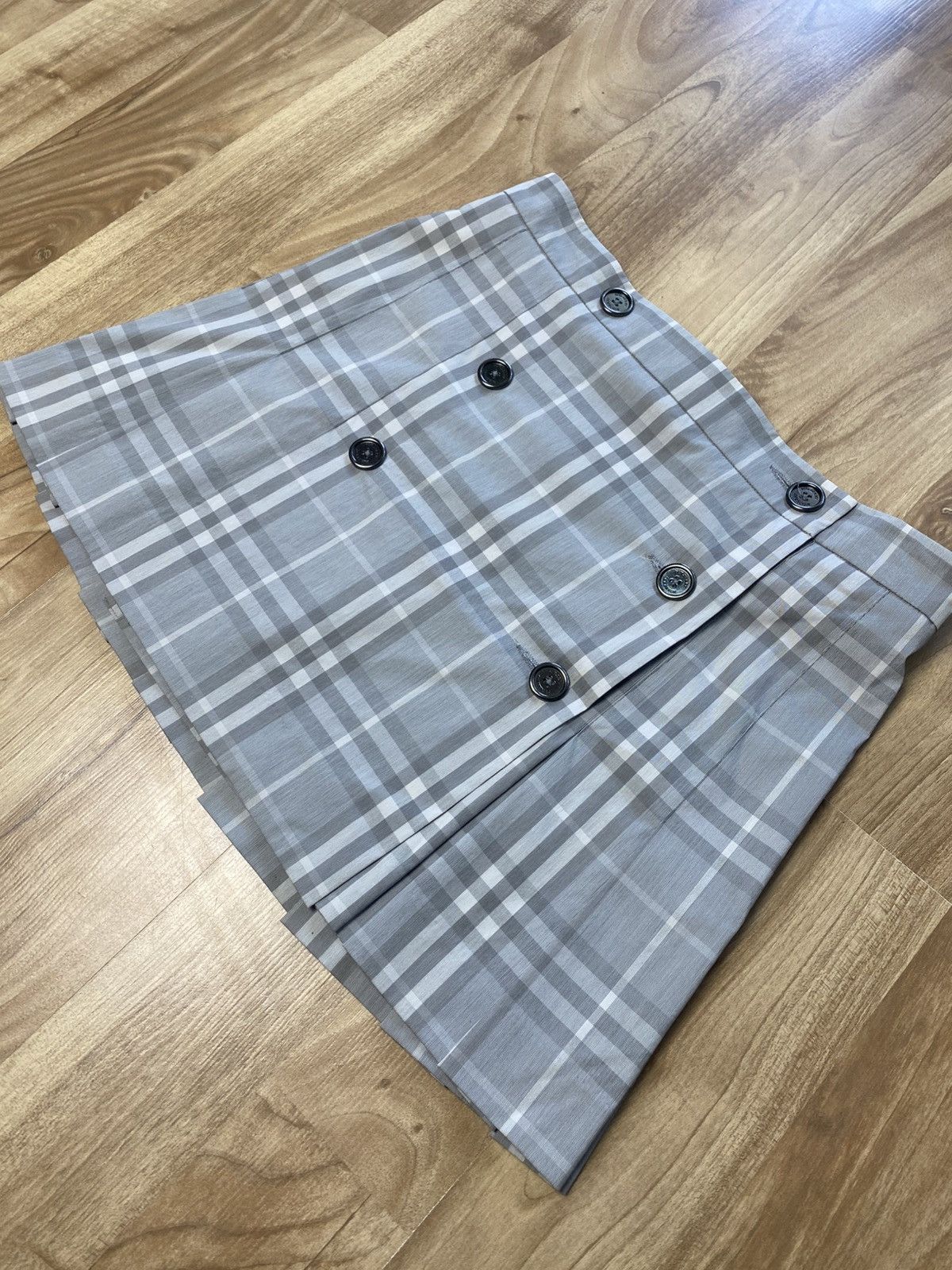 Burberry Rare Burberry Brit Plaid Skirts Luxury style y2k Size 28" / US 6 / IT 42 - 2 Thumbnail