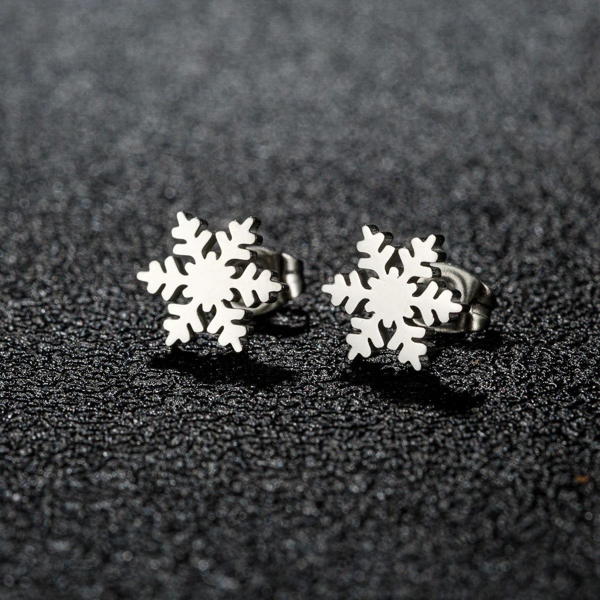 Jewelry Snowflake Stud Earrings Charm Stainless Earring Gift Size ONE SIZE - 1 Thumbnail