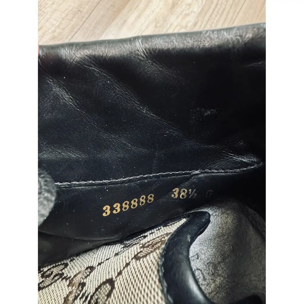 Gucci Gucci monogram shoes Size: 38.5 Size US 7.5 / IT 37.5 - 7 Thumbnail