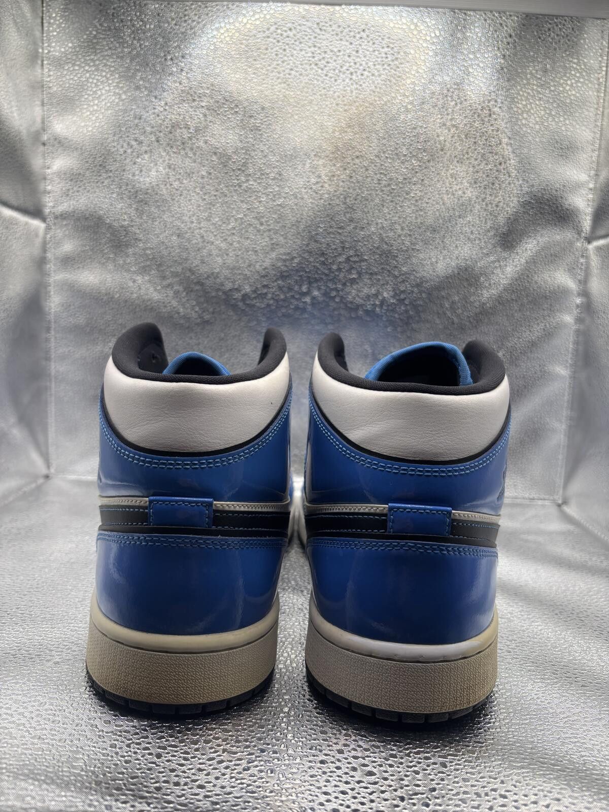 Jordan Brand Air Jordan 1 mid signal blue Size US 13 / EU 46 - 4 Thumbnail