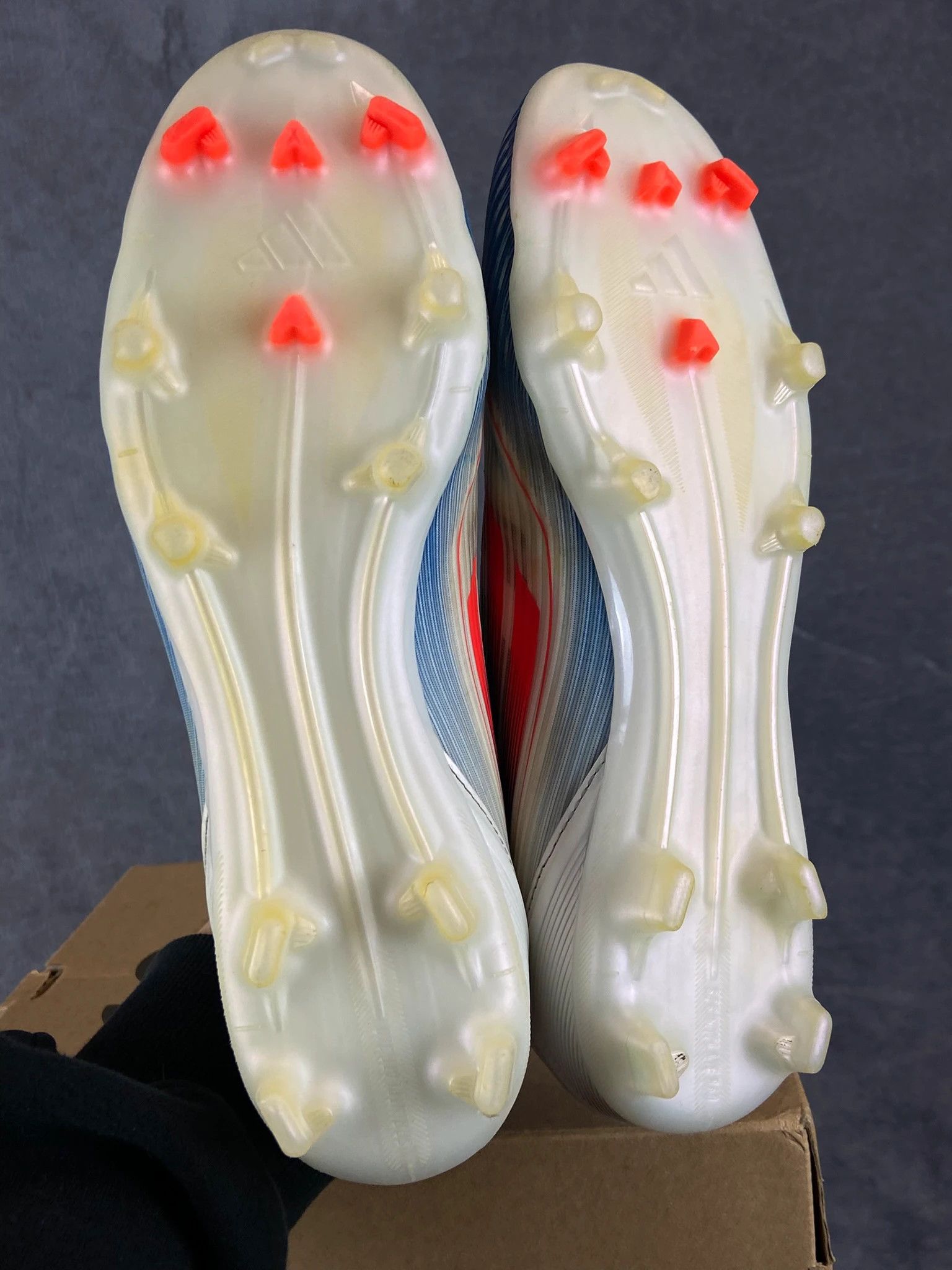 Adidas Adidas White Football Boots EU 42 2/3 Size US 9.5 / EU 42-43 - 6 Thumbnail