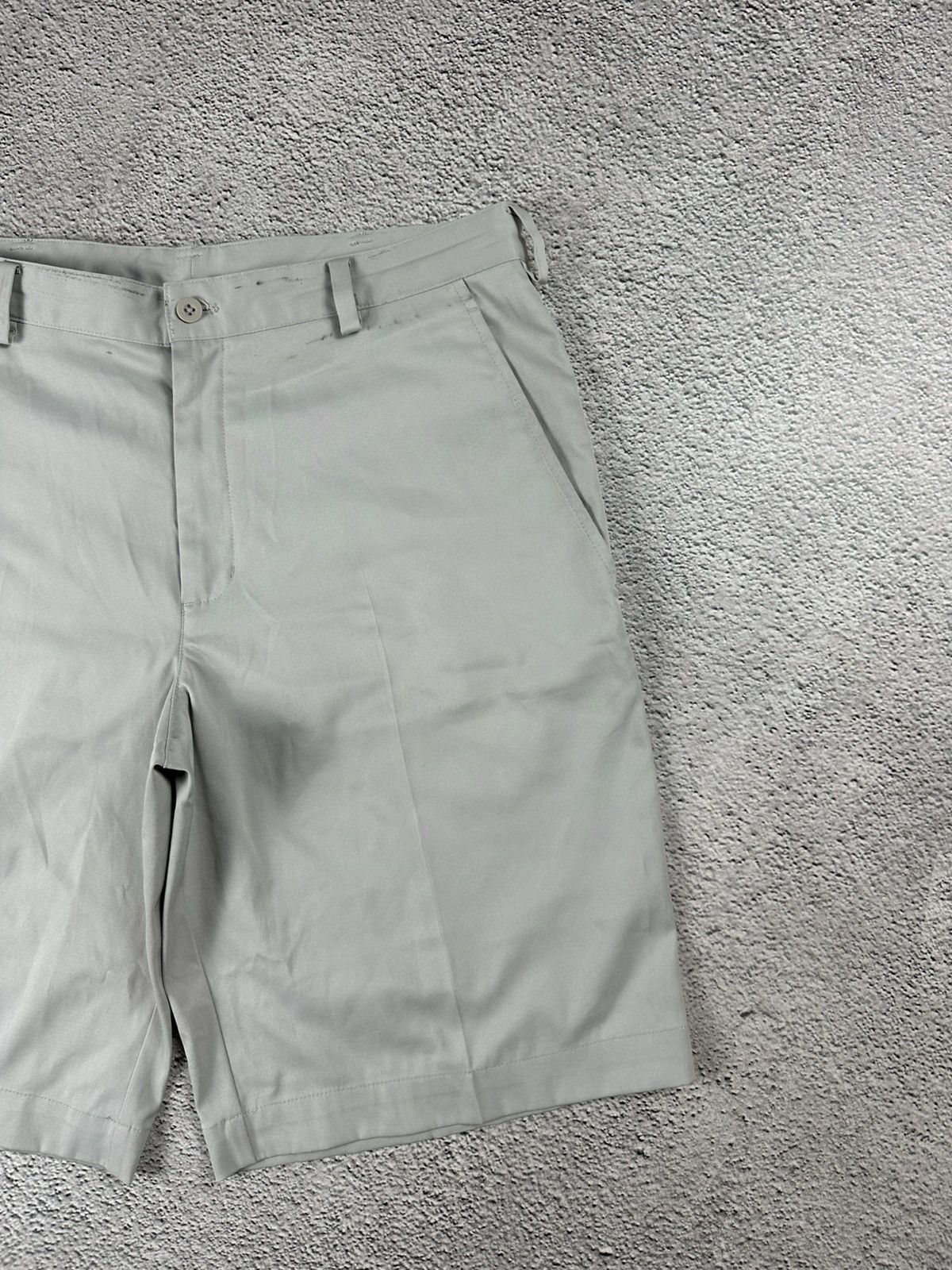 Nike Vintage Nike Golf Short Baggy Y2K Style Size US 32 / EU 48 - 7 Thumbnail