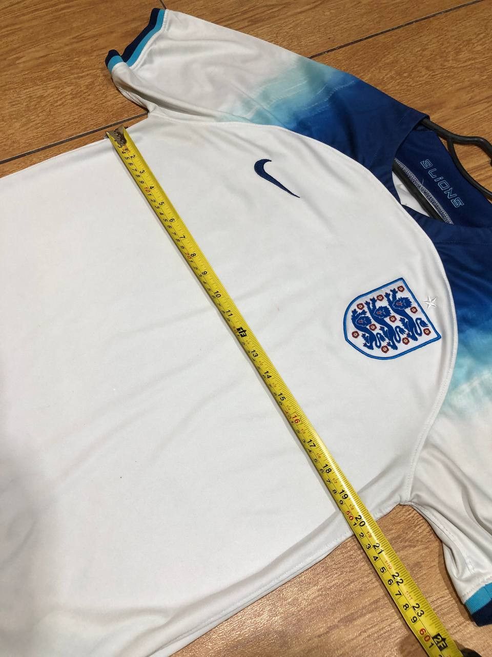 Nike Jerseys Nike football England white T-Shirt Y2K Vintage Size US XL / EU 56 / 4 - 12 Thumbnail