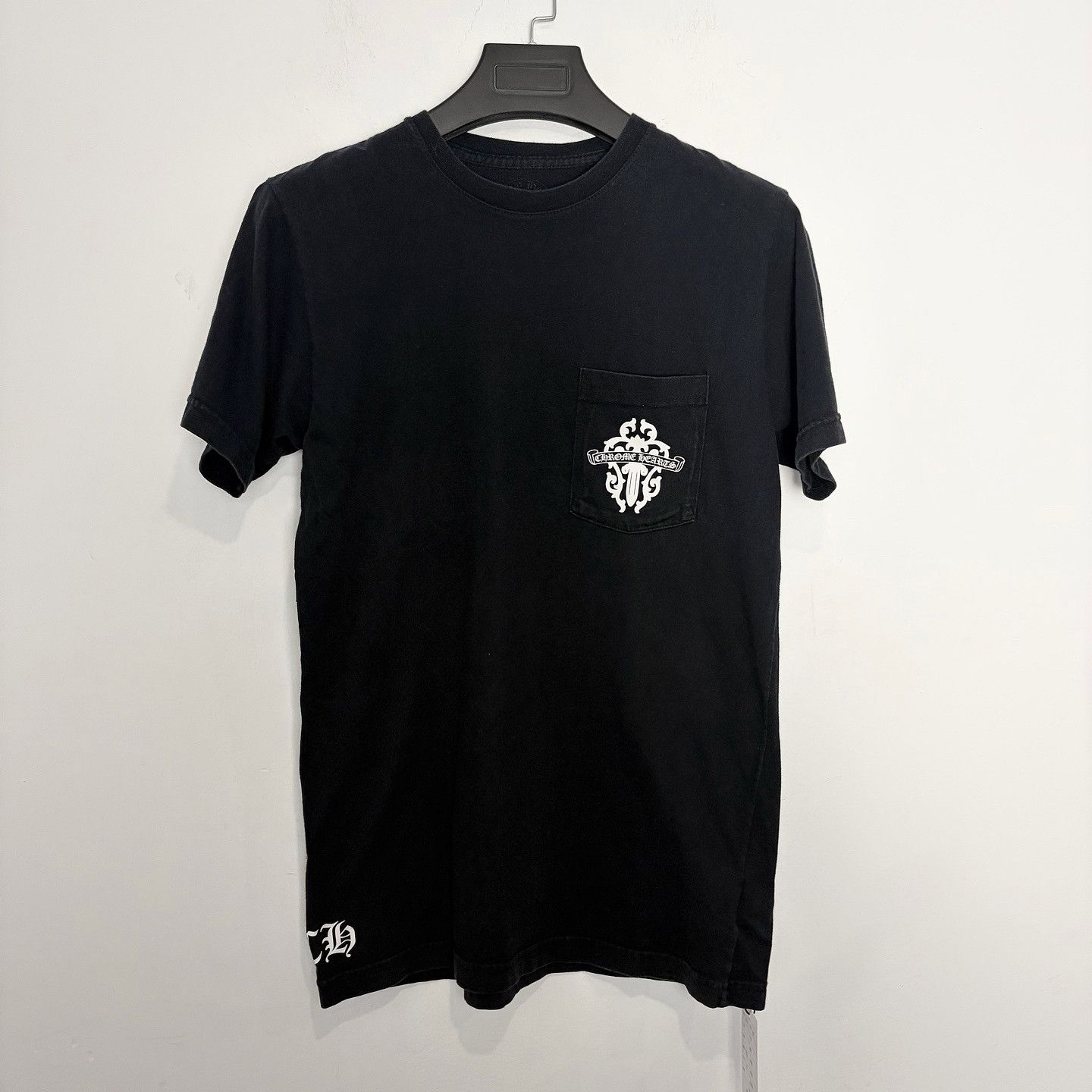 Chrome Hearts Chrome Hearts Logo Print Pocket T-Shirt Size M Size US M / EU 48-50 / 2 - 1 Thumbnail