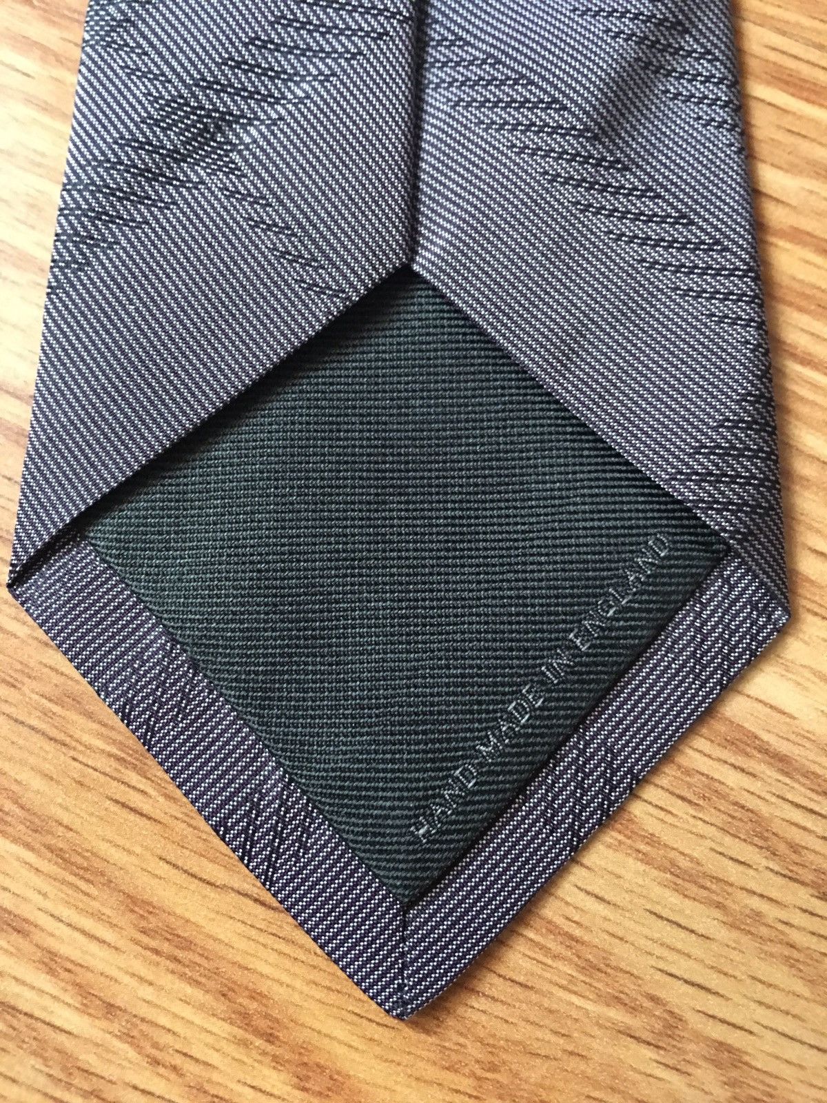 Burberry Burberry Metalic Gray Check Plaid Silk Mens Tie Size ONE SIZE - 4 Thumbnail