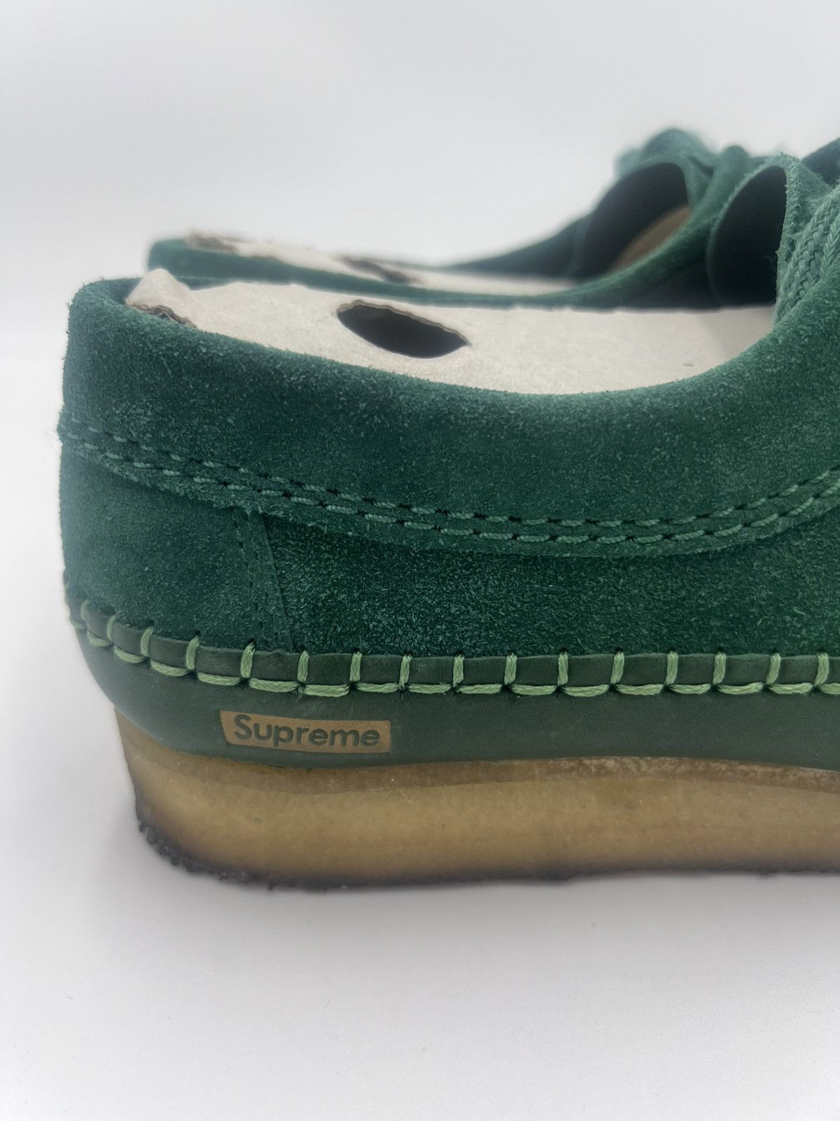 Clarks × Supreme Weaver Supreme Green Size US 10 / EU 43 - 2 Thumbnail