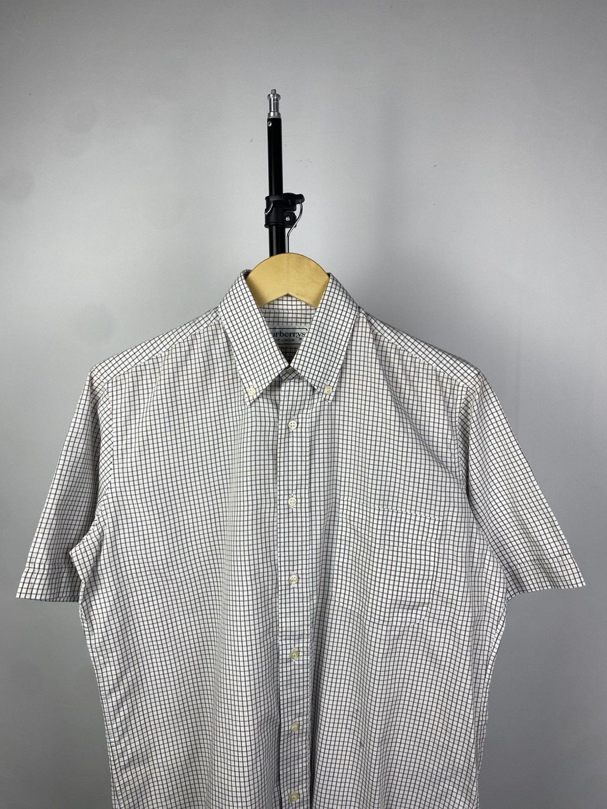 Burberry × Designer × Vintage Vintage 80s Burberry’s London Rare short sleeve shirt casual Size US M / EU 48-50 / 2 - 2 Thumbnail