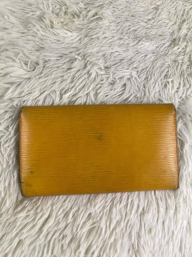 Louis Vuitton Louis Vuitton Epi Leather Trifold Long Wallet Size ONE SIZE - 6 Thumbnail
