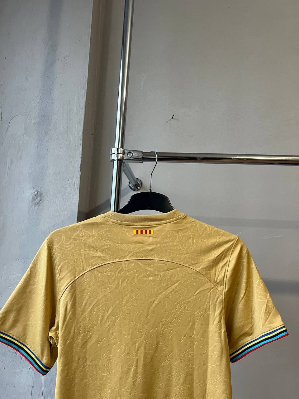 Nike NEW 2022/23 BARCELONA FC AWAY SOCCER JERSEY FOOTBALL SHIRTXS Size US XS / EU 42 / 0 - 15 Thumbnail