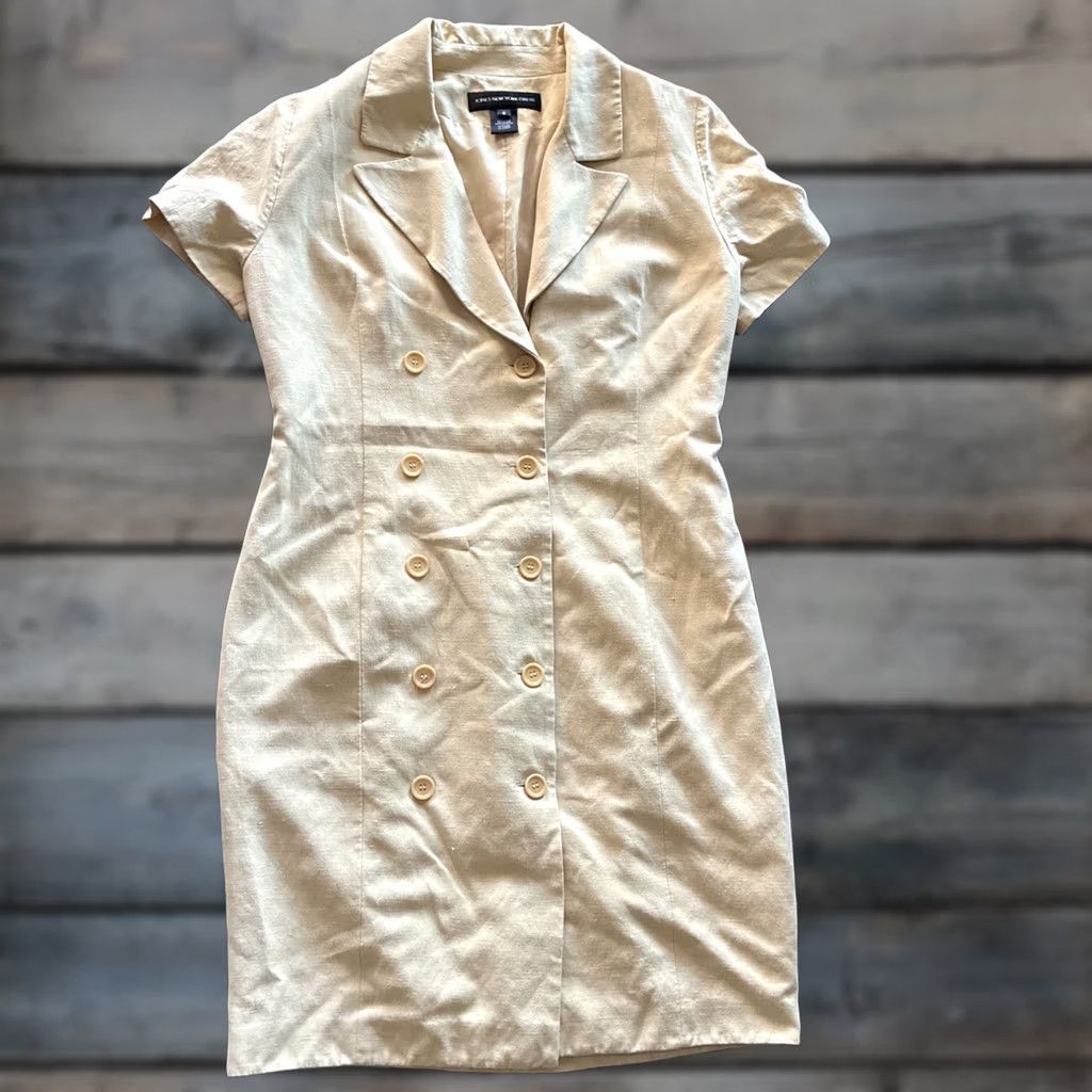 Jones New York Jones New York Shift Wrap Dress - Neutral Tan Size M / US 6-8 / IT 42-44 - 1 Thumbnail