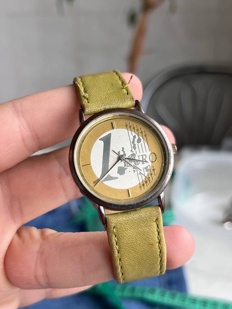 Japanese Brand Vintage One Euro Cent Japanese style futuristic Steel Watch Size ONE SIZE - 1 Thumbnail