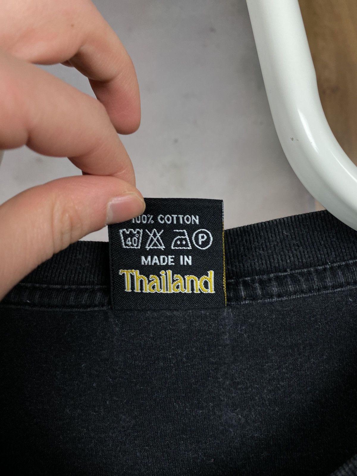 Japanese Brand 🐉Vintage 90s T-Shirt 3D Logo Big Chines Dragon Thailand Tee🐉 Size US L / EU 52-54 / 3 - 10 Thumbnail