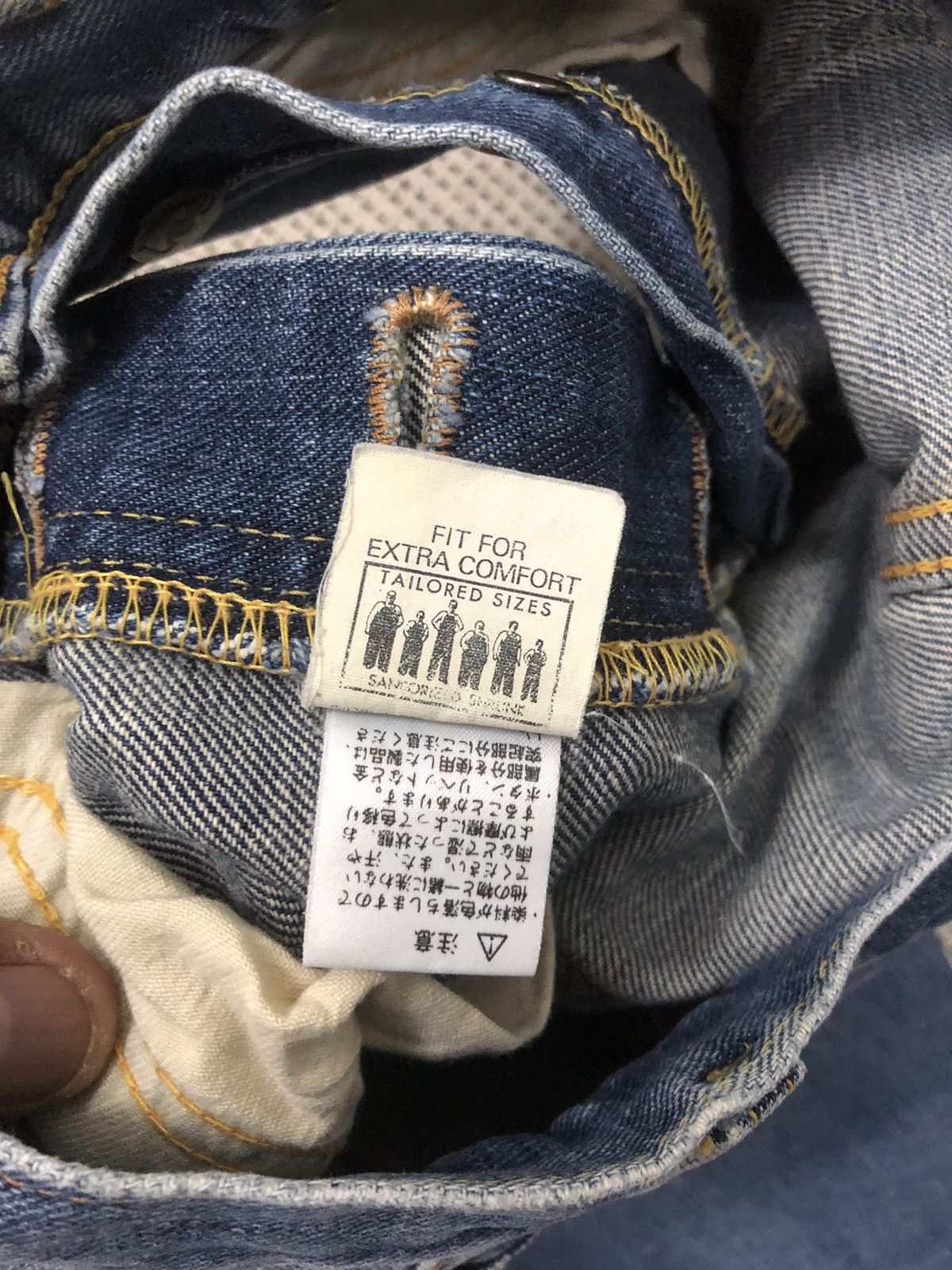 Lee × Vintage Redline Vintage Lee Distressed Half Selvedge Denim W30 Size US 30 / EU 46 - 11 Thumbnail