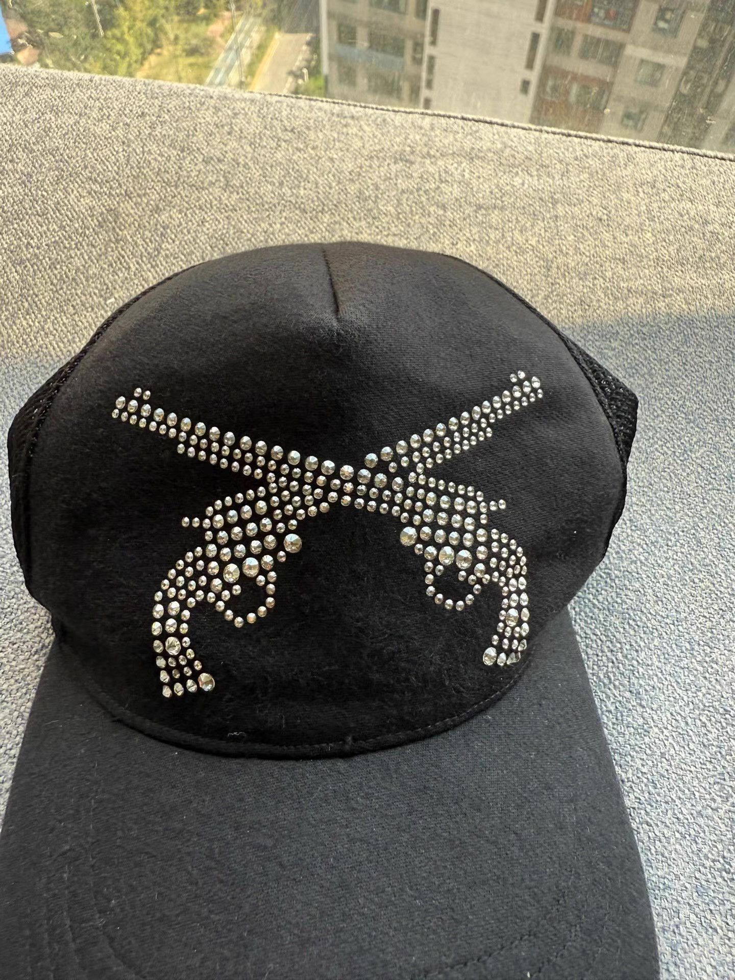 Roar Roar Twin Guns Rhinestone Trucker Hat Q17 Size ONE SIZE - 2 Thumbnail