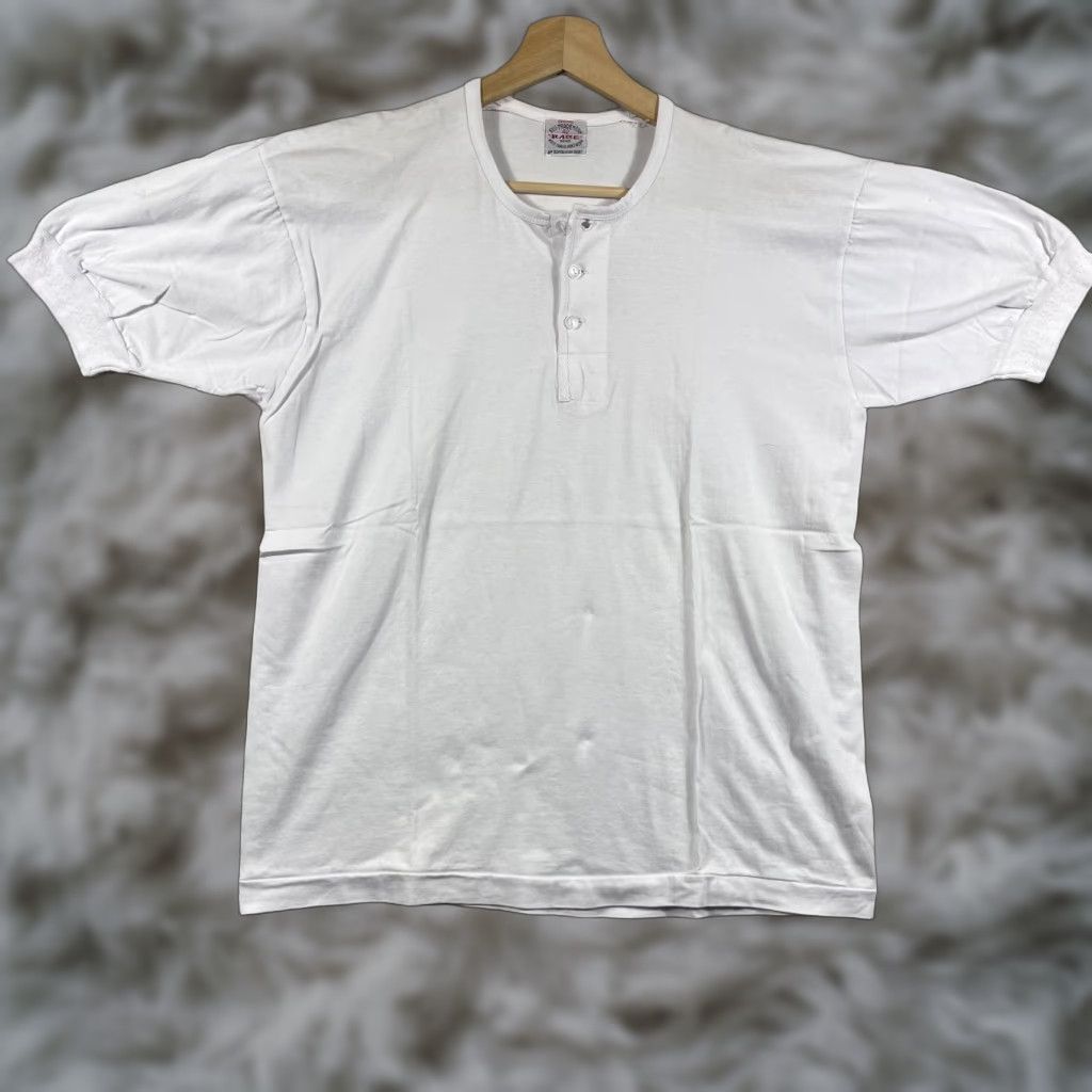 VINTAGE Race Brand Shirt Men 42 White Henley T-Shirt 1960s USA Classic