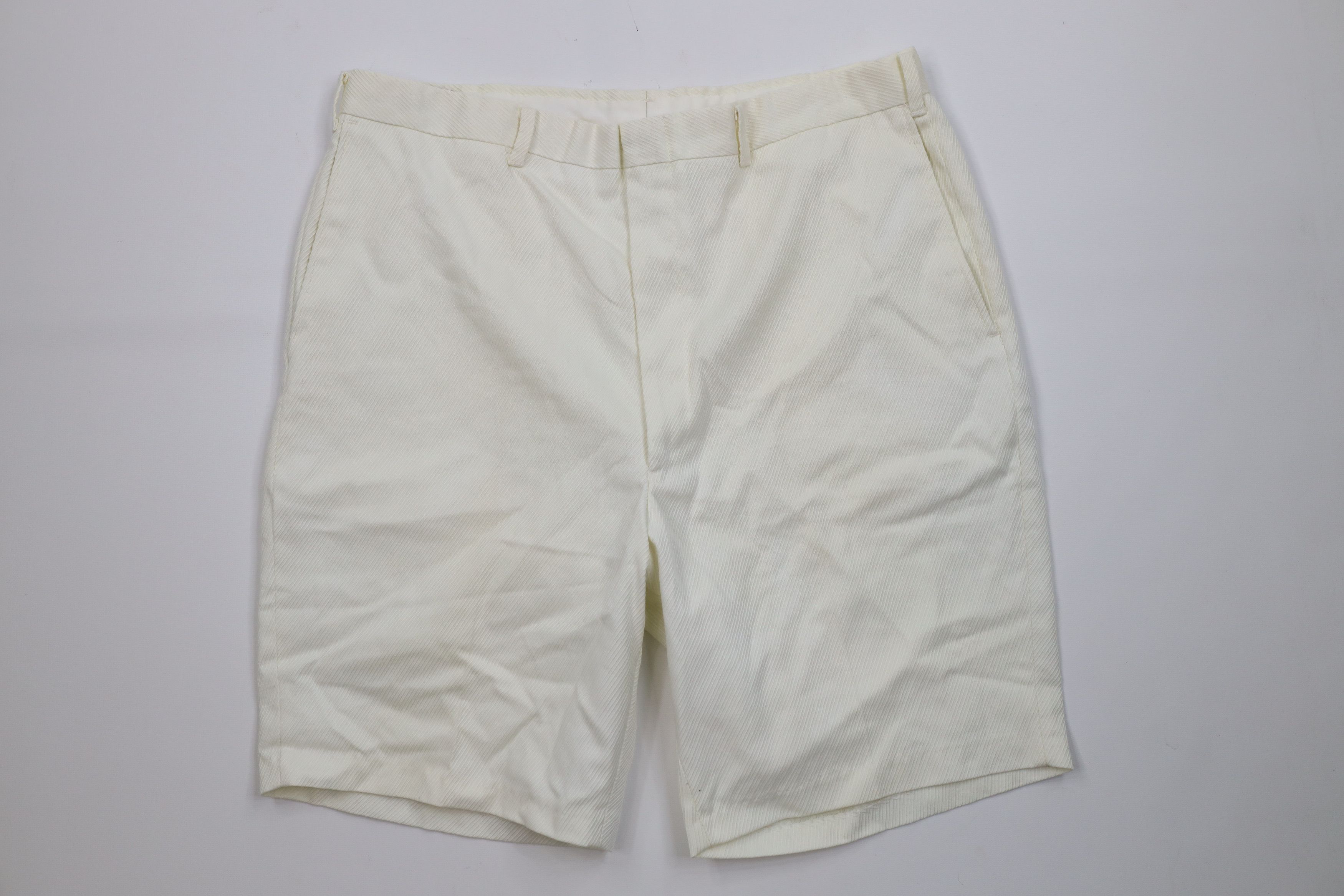 Vintage Vintage 70s Streetwear Whipcord Chino Shorts Cream USA Size US 34 / EU 50 - 1 Thumbnail