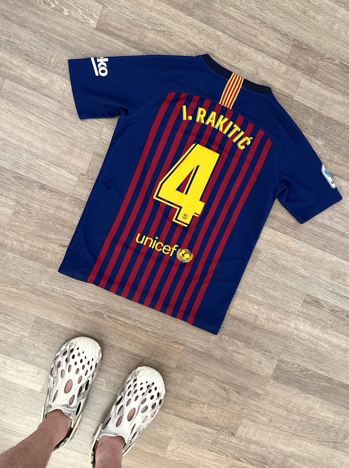 Other Nike 4 Rakitic Barcelona Y2K Rare Blokecore Soccer Jersey Size US XS / EU 42 / 0 - 2 Thumbnail