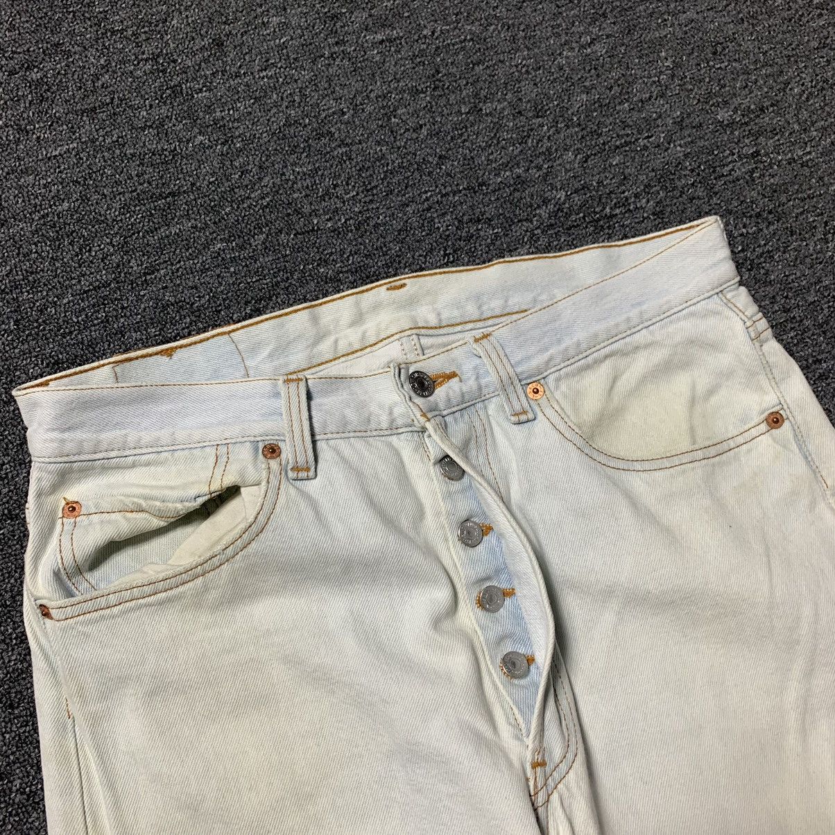 Levi's 80s Vintage Levi's 501 Made In USA Distressed Jeans 33x32 Size US 33 - 9 Thumbnail