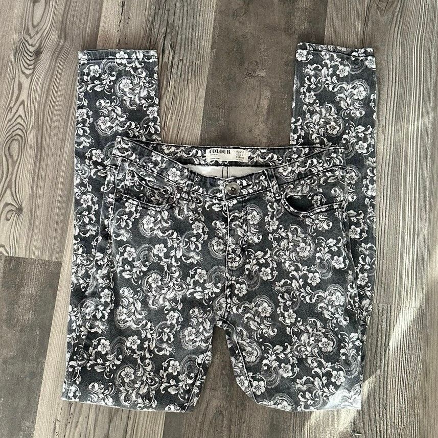 Other colour gray and white floral flower jeans Size 30" / US 8 / IT 44 - 1 Thumbnail