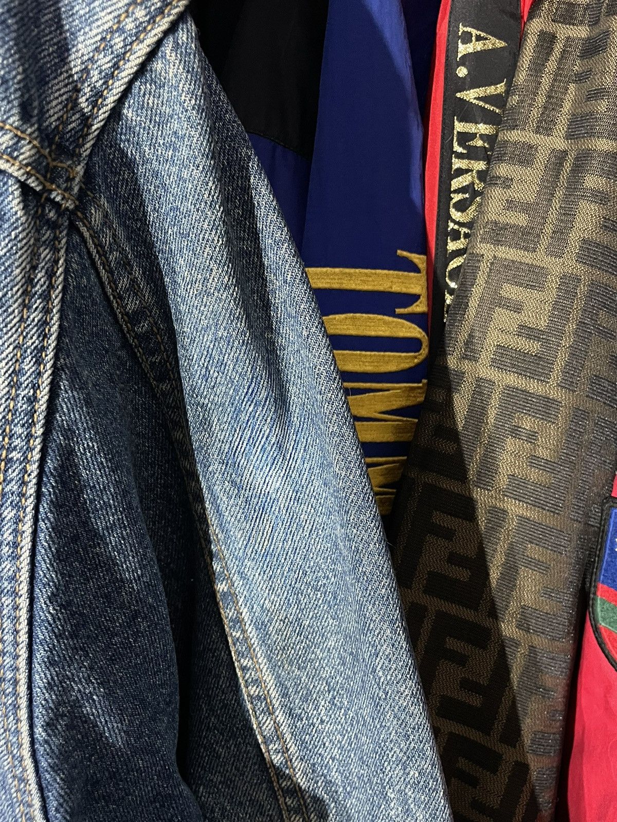 Japanese Brand × Tommy Hilfiger × Vintage Denim Jacket Tommy Hilfiger Big Flag 90’s Vintage Size US L / EU 52-54 / 3 - 6 Thumbnail
