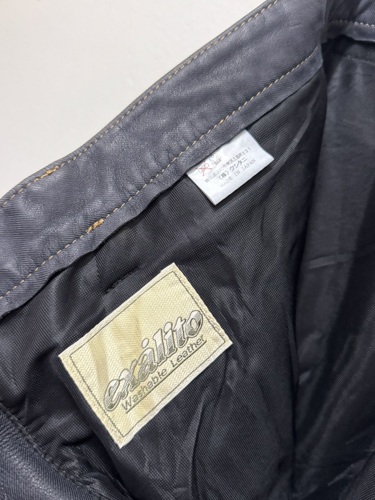 Vintage Explorer leather jeans Japan Size US 35 - 14 Thumbnail