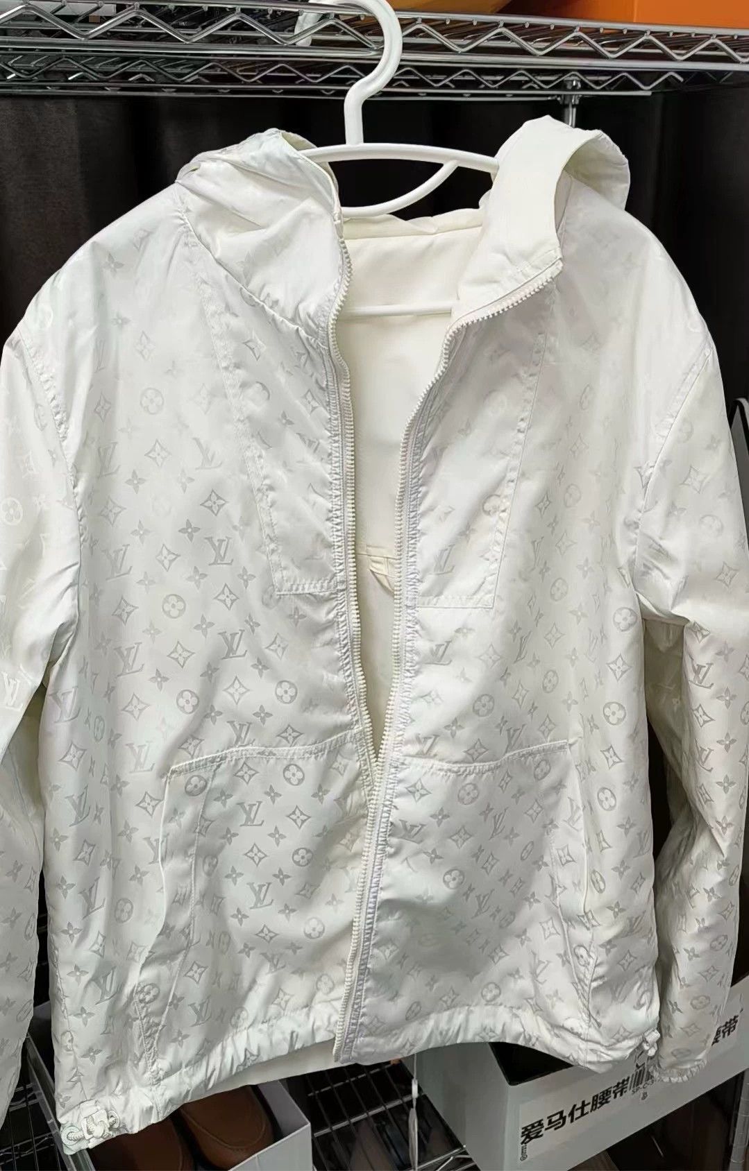 Louis Vuitton LV 46 EU shell jacket Size US S / EU 44-46 / 1 - 1 Thumbnail