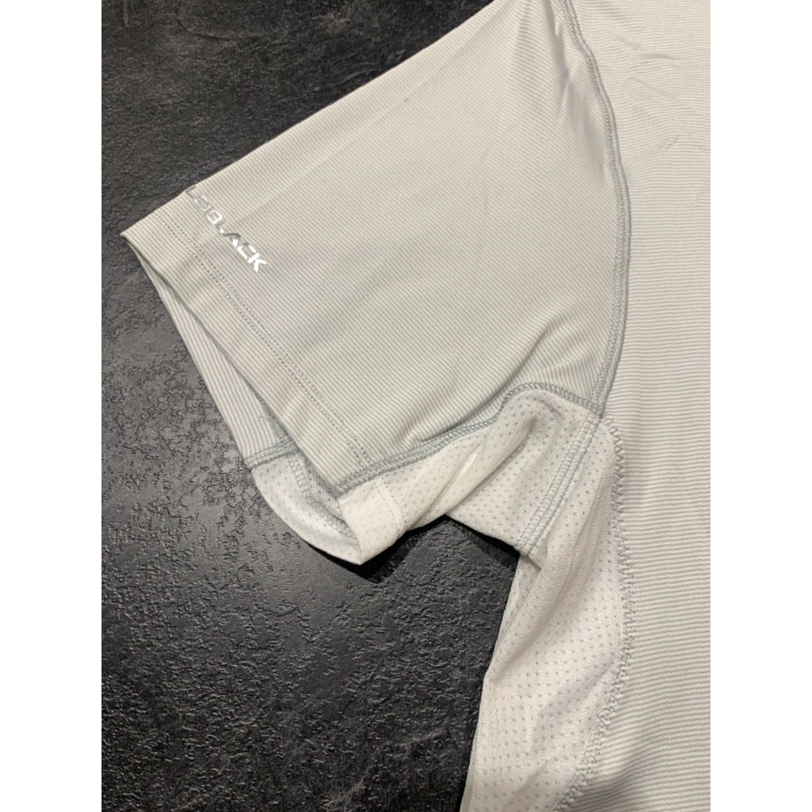 Under Armour VINTAGE Under Armour Polo Pullover Short Sleeve Mens Large Activewear Gray 90s Size US L / EU 52-54 / 3 - 5 Thumbnail