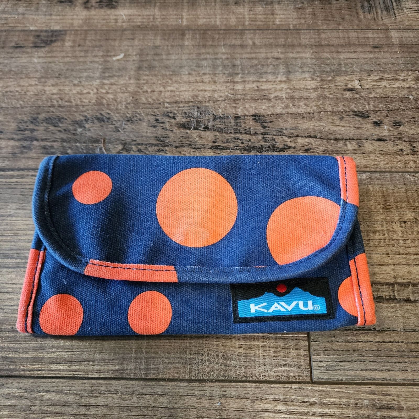 KAVU Kavu Wallet Blue with orange polka dots pre-owned b43 Size ONE SIZE - 1 Thumbnail
