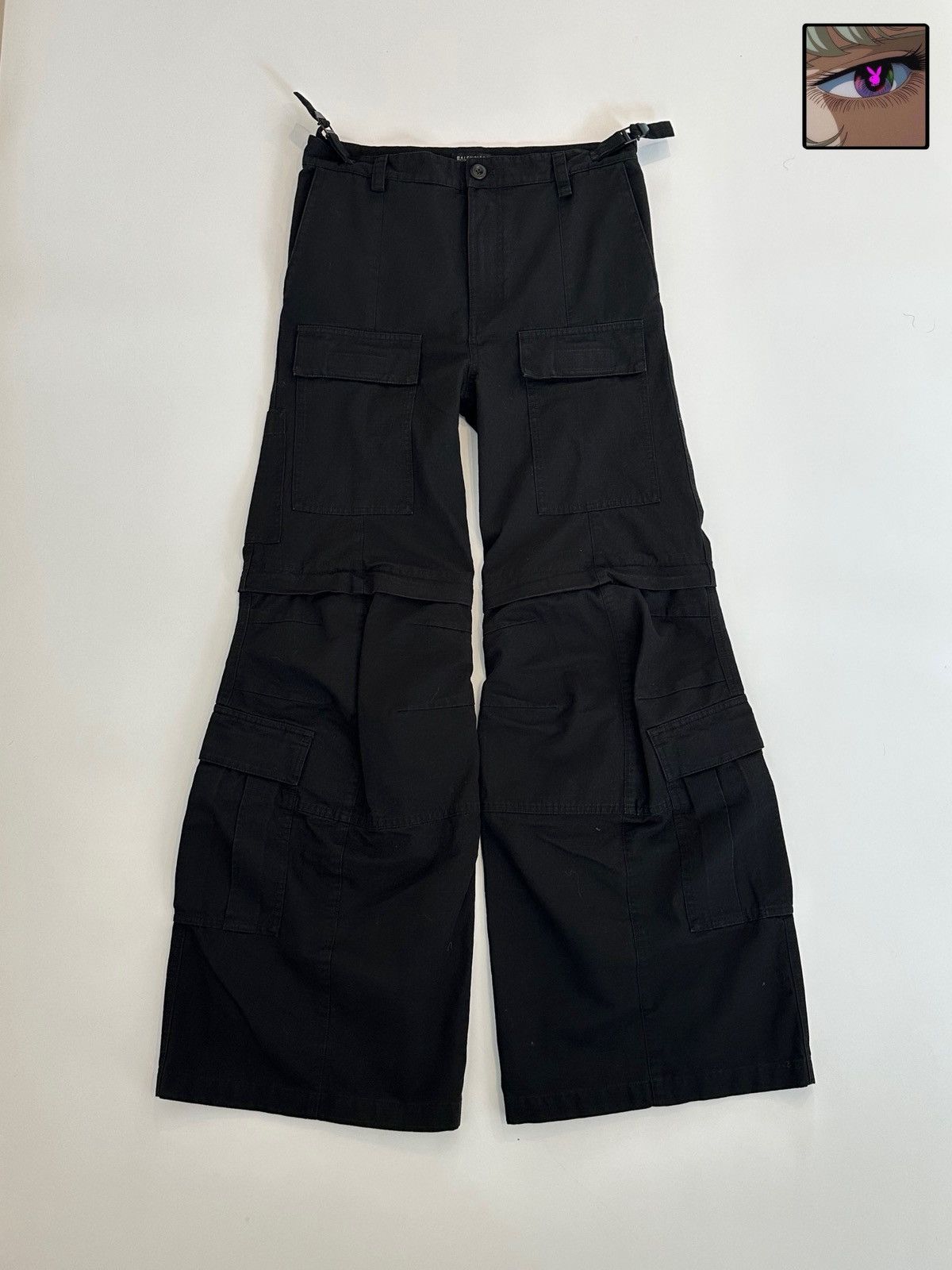 Balenciaga Balenciaga 23FW Flared Cargo Pants Size US 28 / EU 44 - 1 Thumbnail