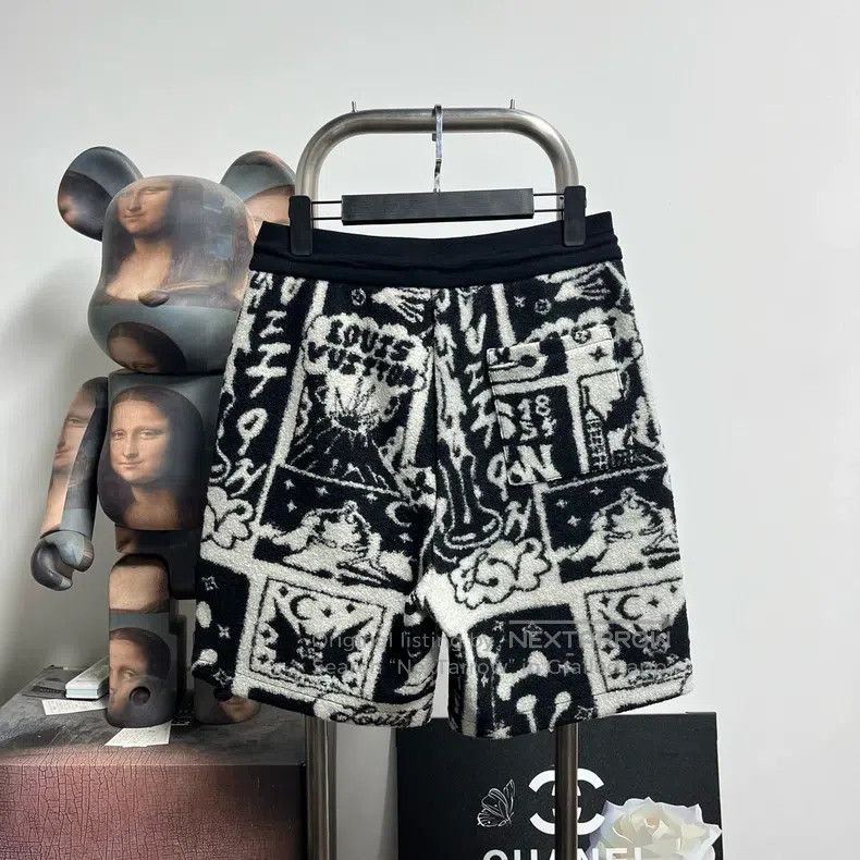 Louis Vuitton Louis Vuitton size s Wool cartoon shorts Size US 28 / EU 44 - 2 Thumbnail