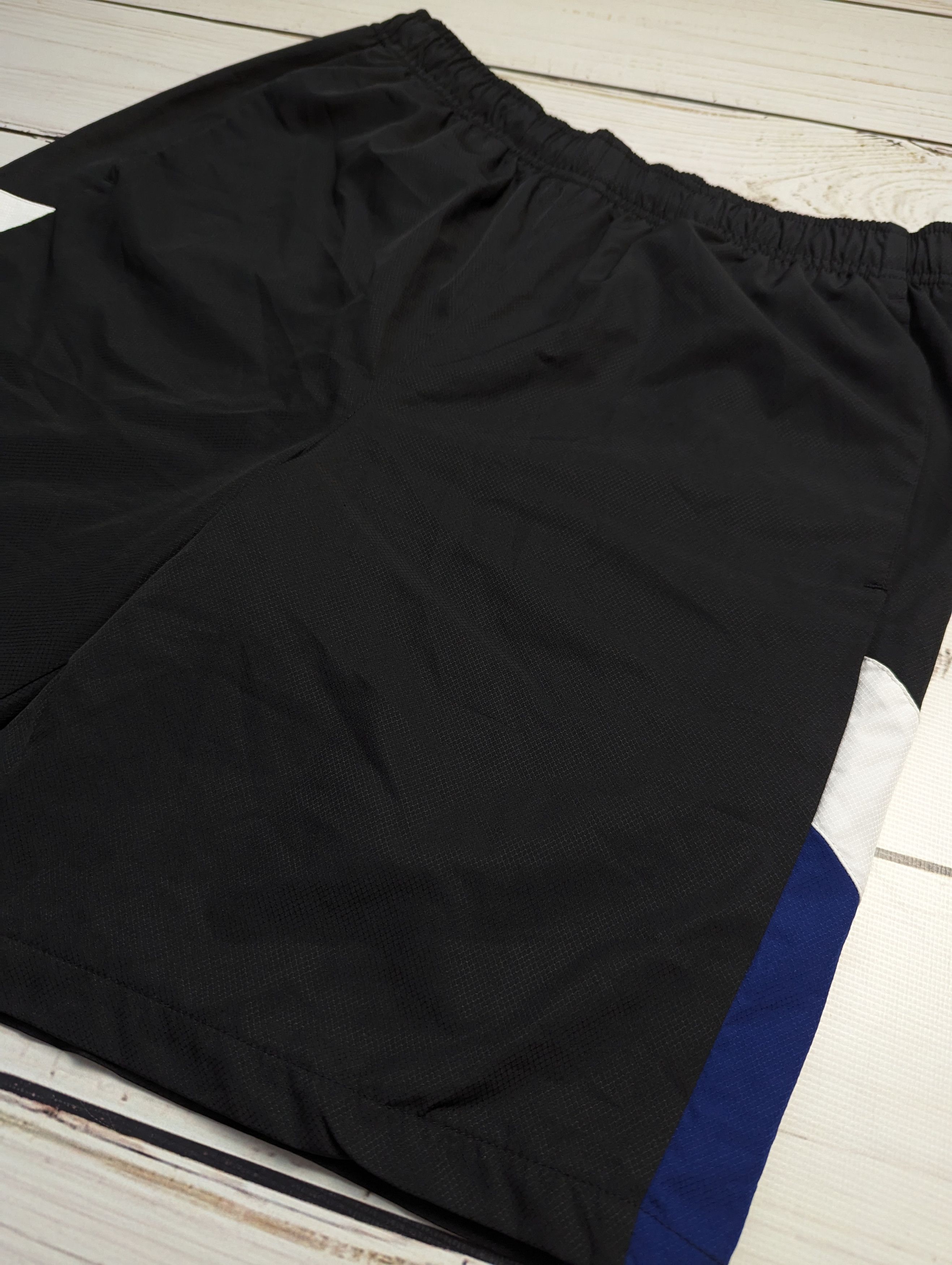Lacoste Lacoste black shorts original size S M Size US 30 / EU 46 - 4 Thumbnail