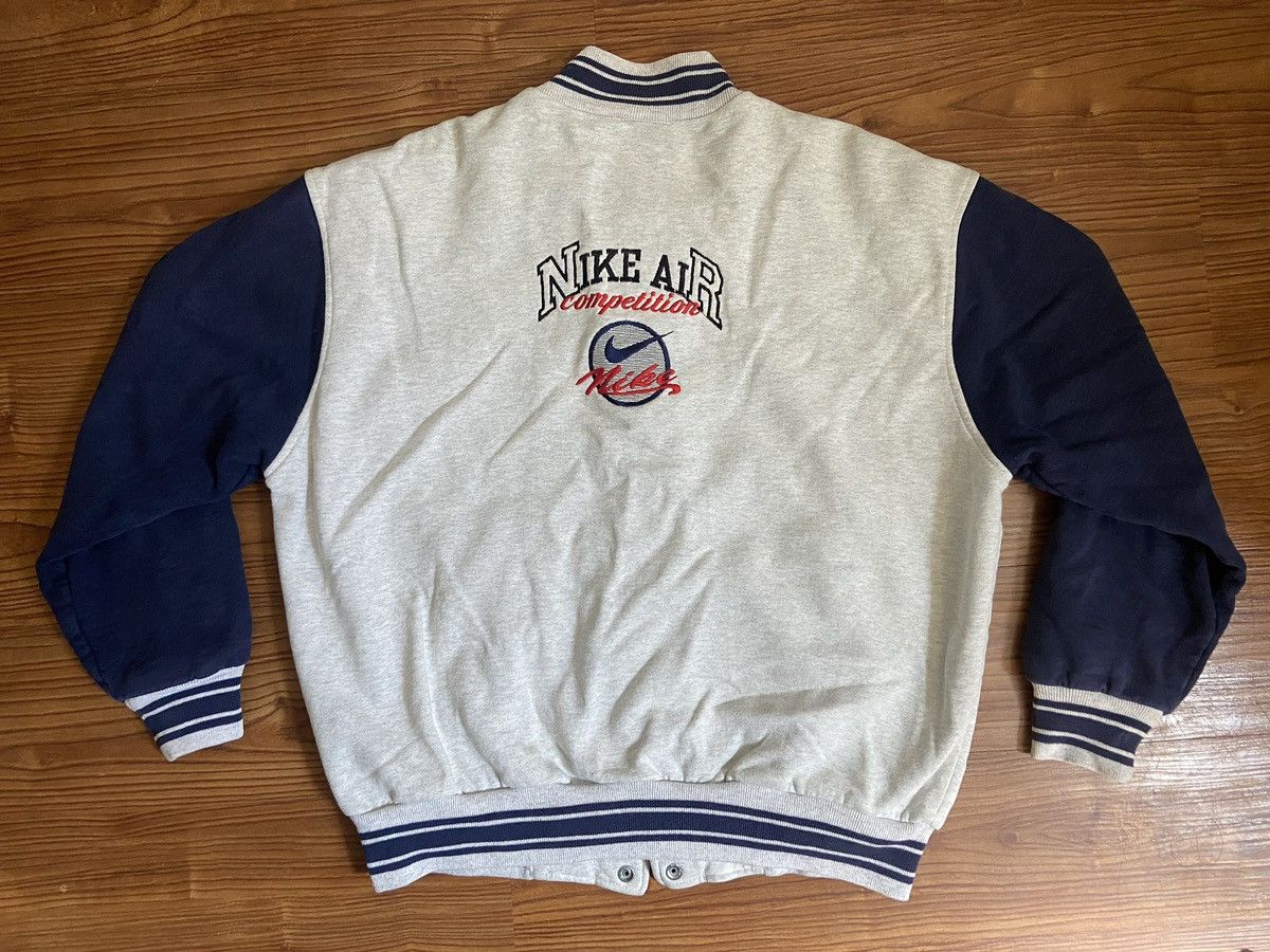 Vintage Vintage Nike Varsity Bomber Jacket Size US L / EU 52-54 / 3 - 1 Thumbnail